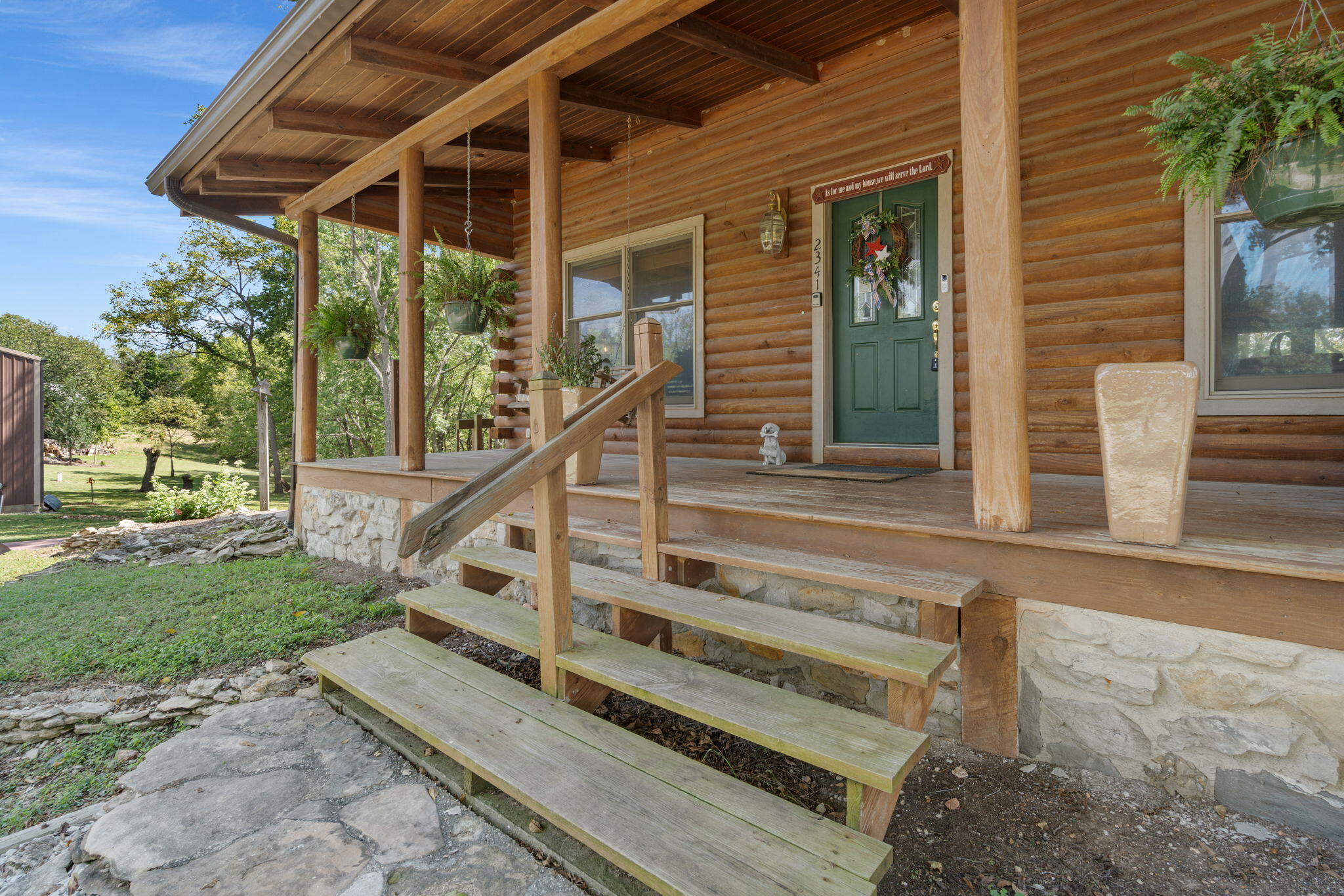 2341 Mueller Ln Property Photo 6