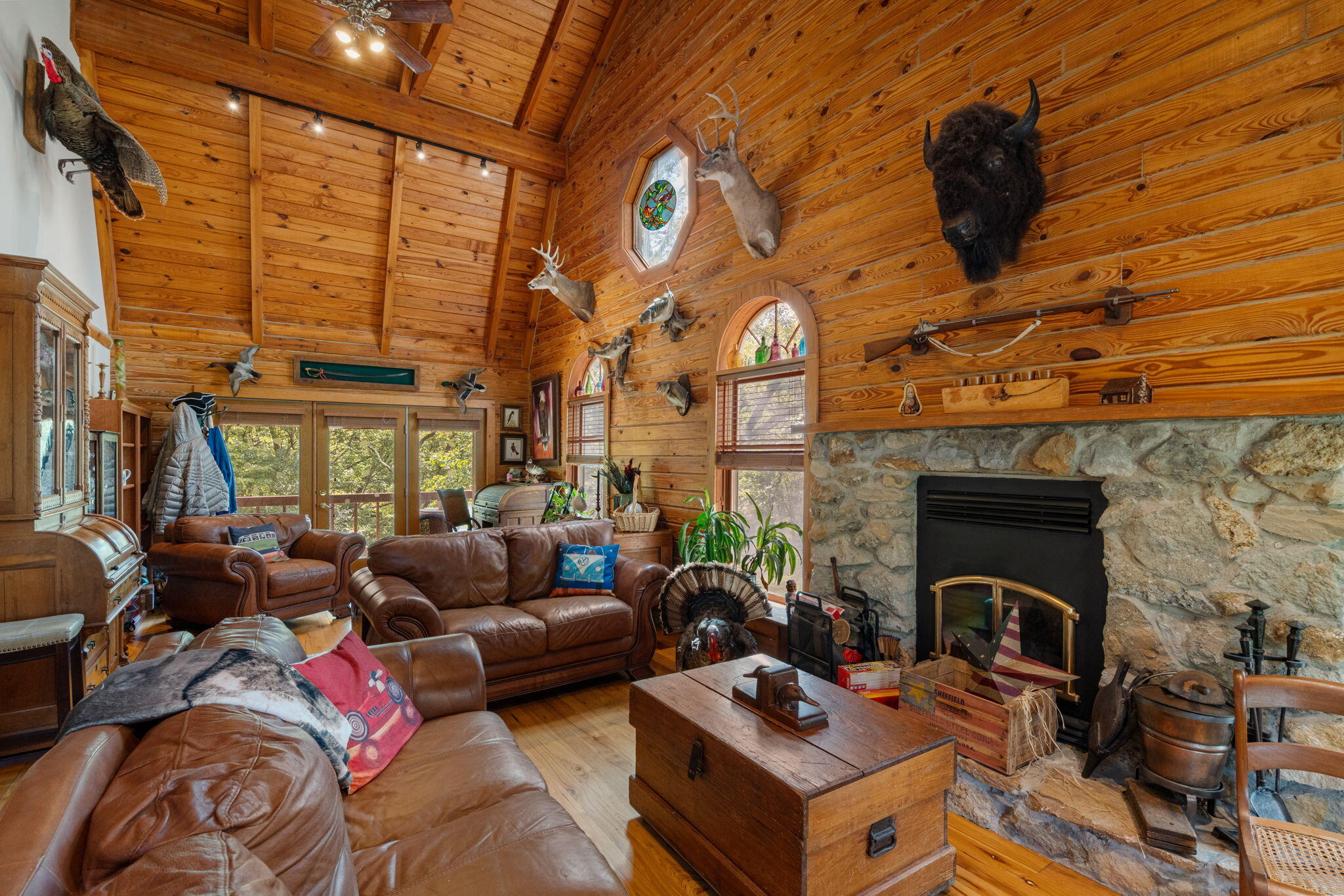 2341 Mueller Ln Property Photo 12