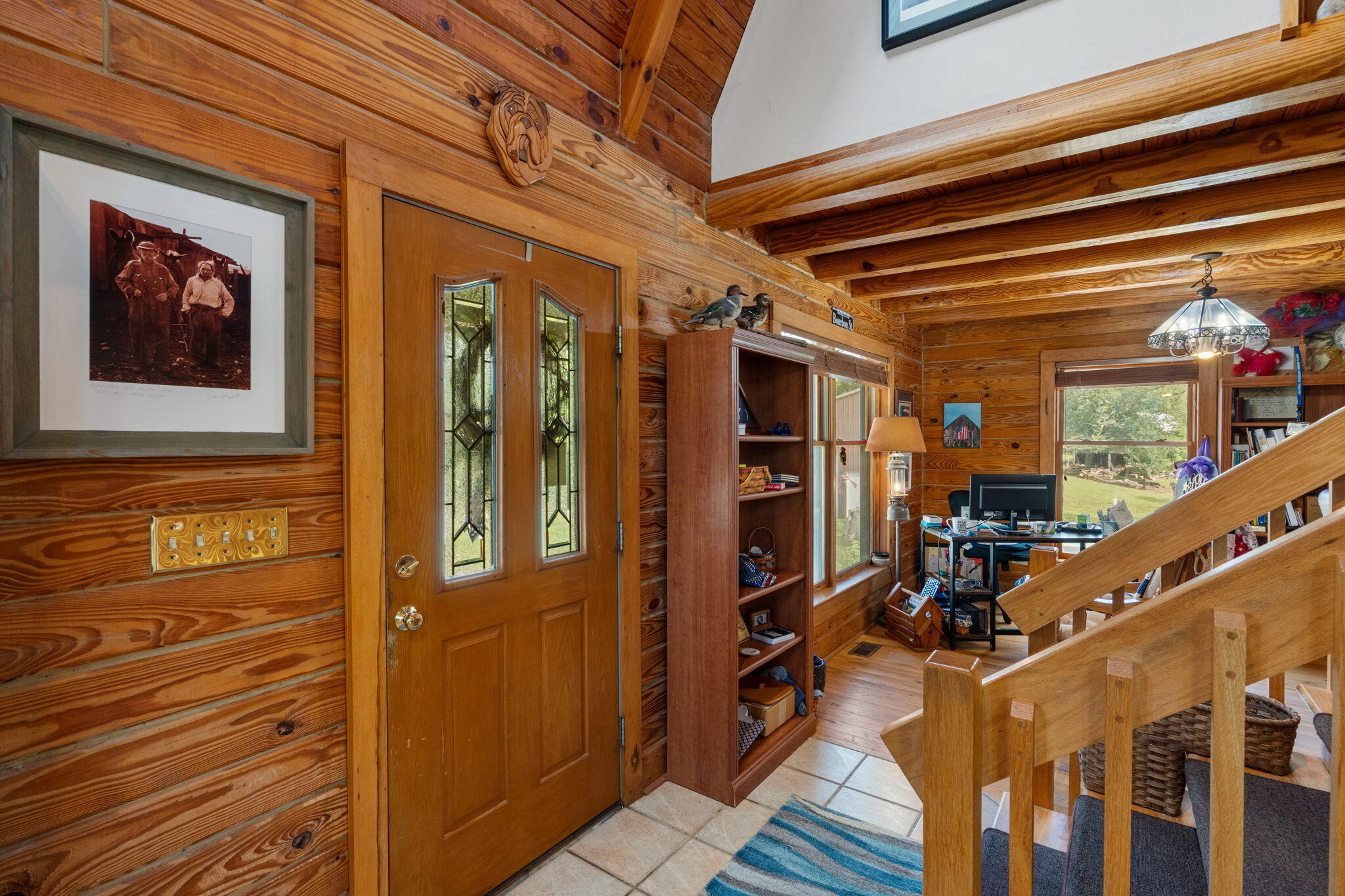 2341 Mueller Ln Property Photo 14