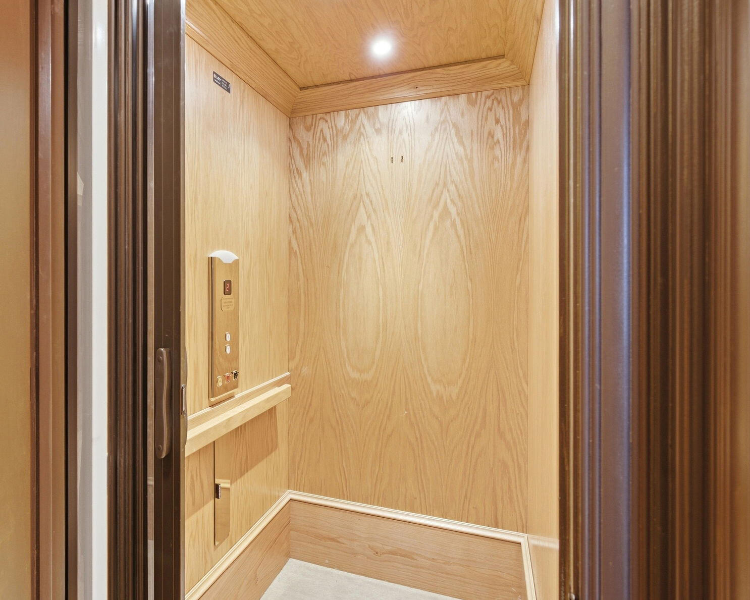 1005 Marcassin Dr Property Photo 10