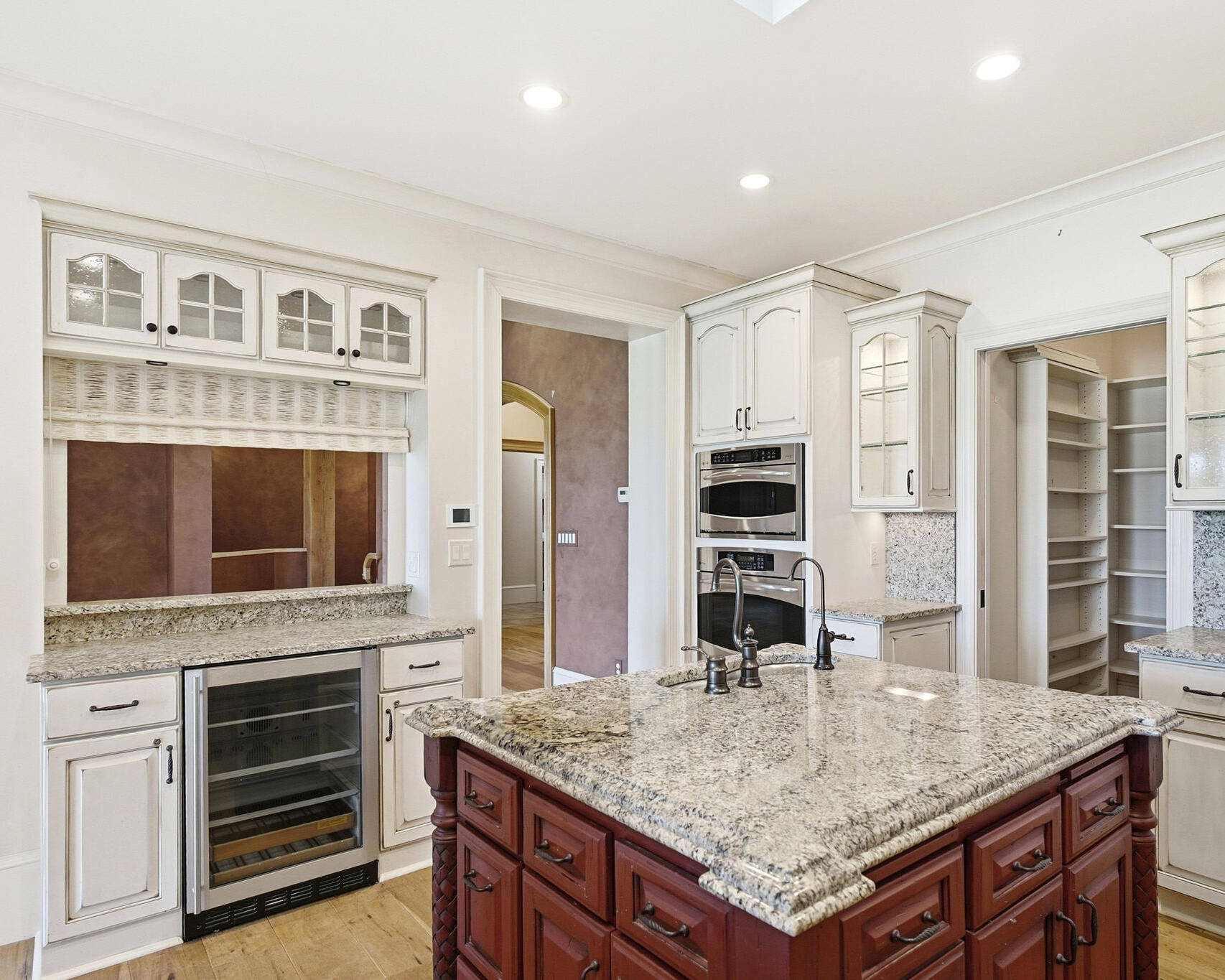 1005 Marcassin Dr Property Photo 16