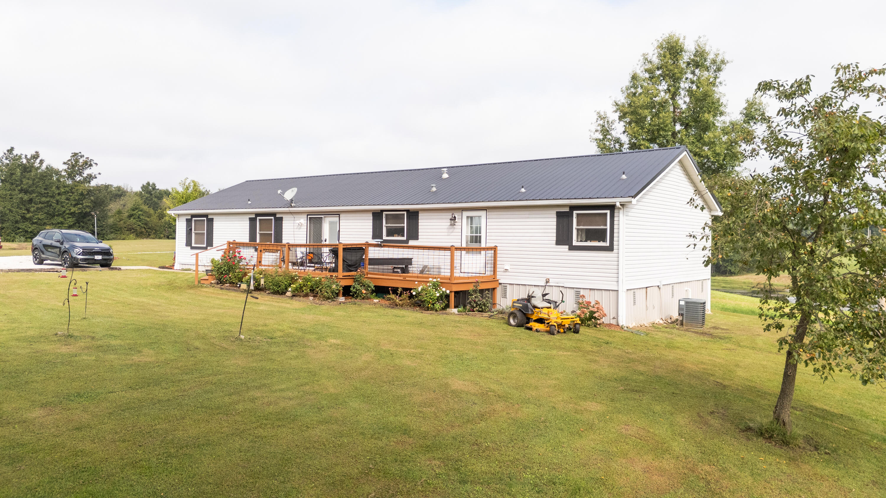 36746 State Highway Y Property Photo 7