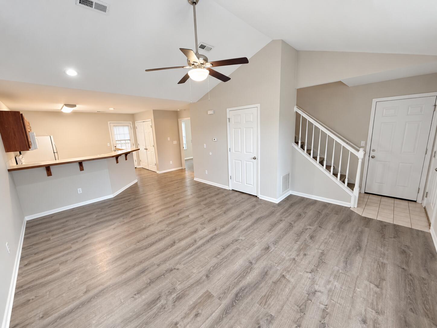 1306 Godas Dr Property Photo 4
