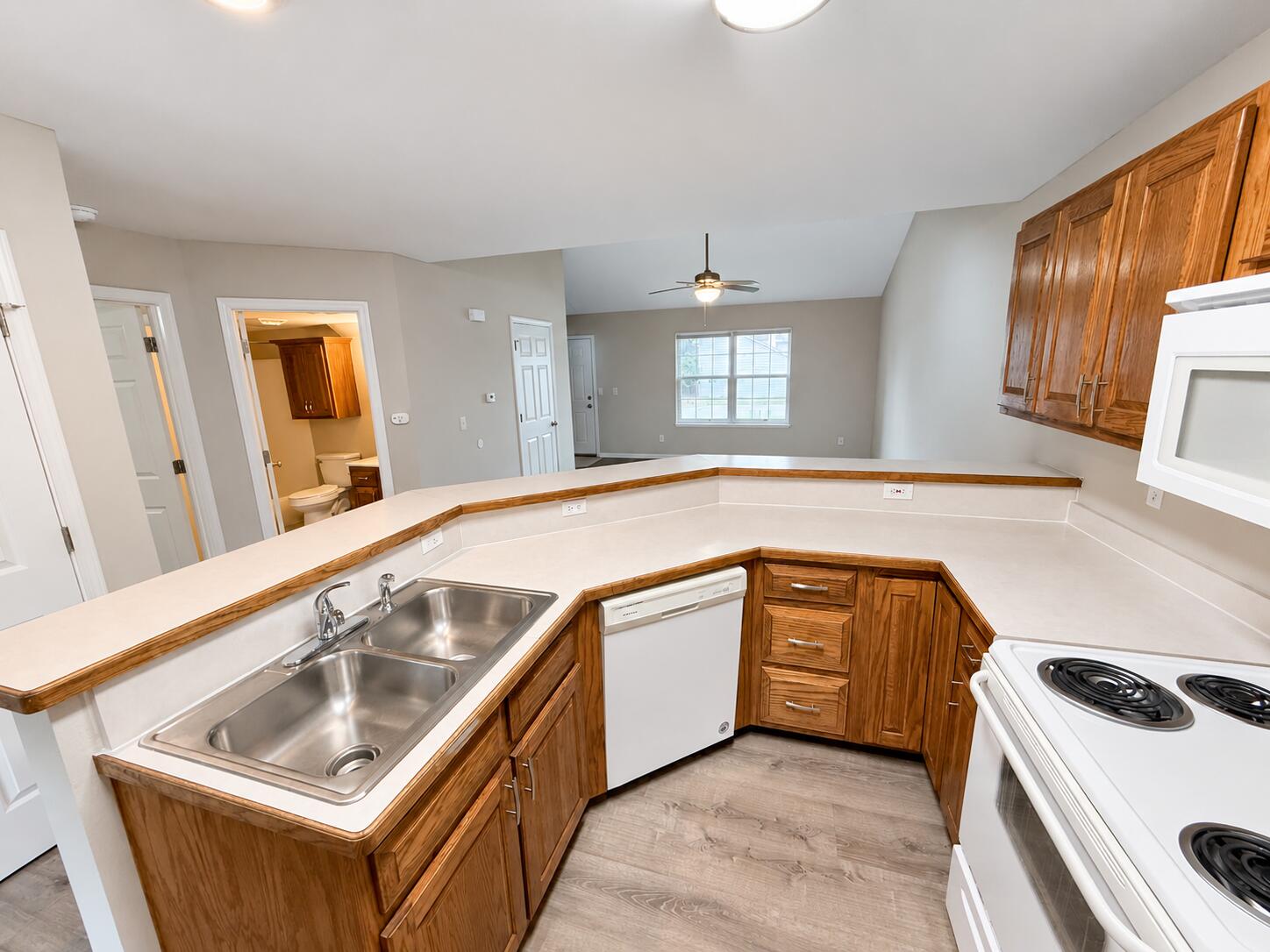 1306 Godas Dr Property Photo 7