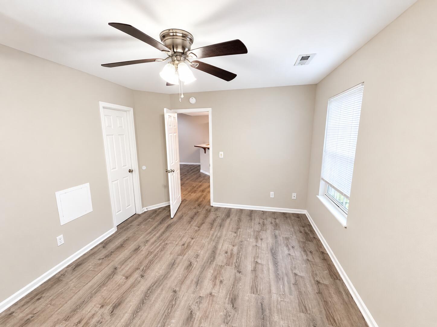 1306 Godas Dr Property Photo 14