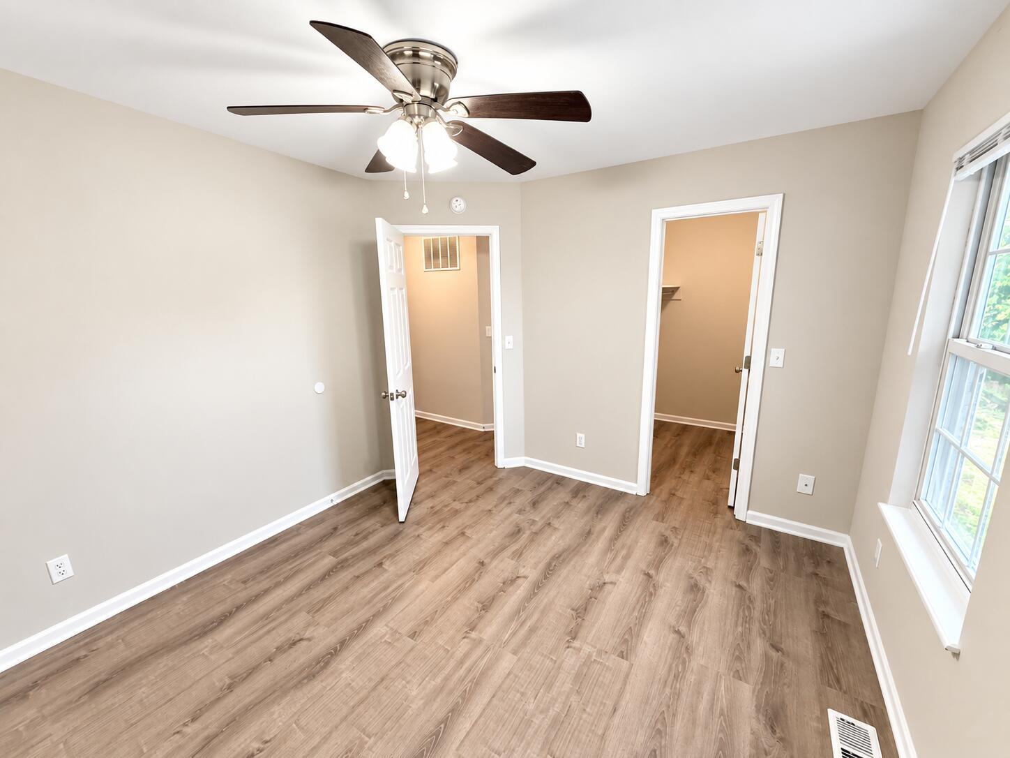 1306 Godas Dr Property Photo 19