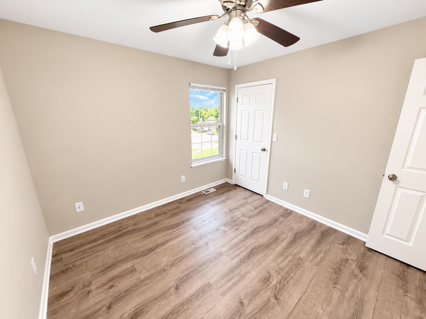 1306 Godas Dr Property Photo 23