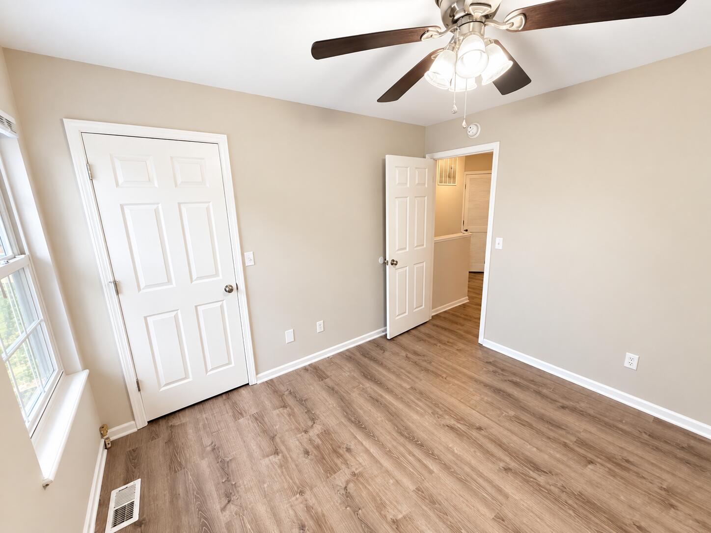 1306 Godas Dr Property Photo 24