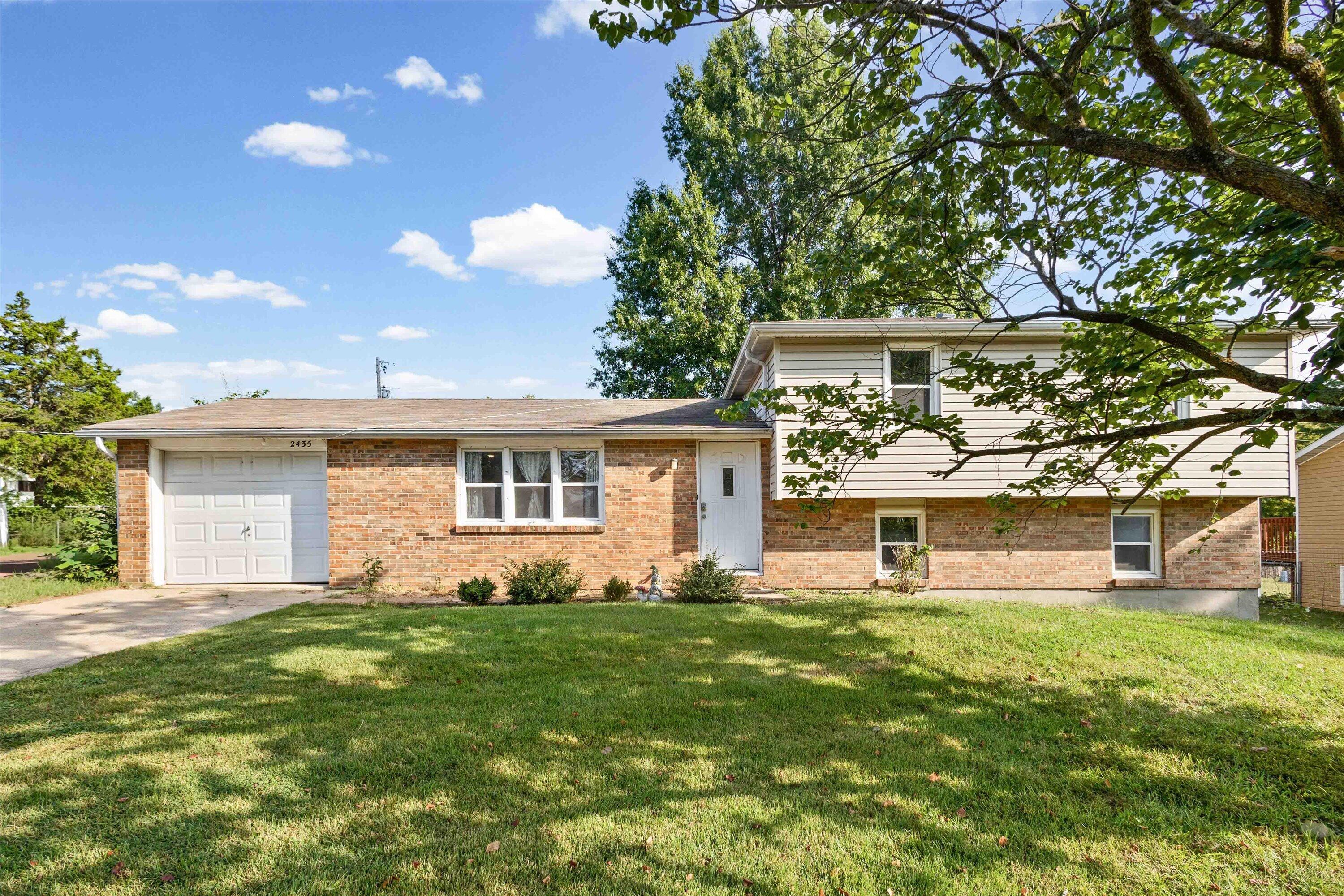 2435 E ALAN CIR Property Photo 1