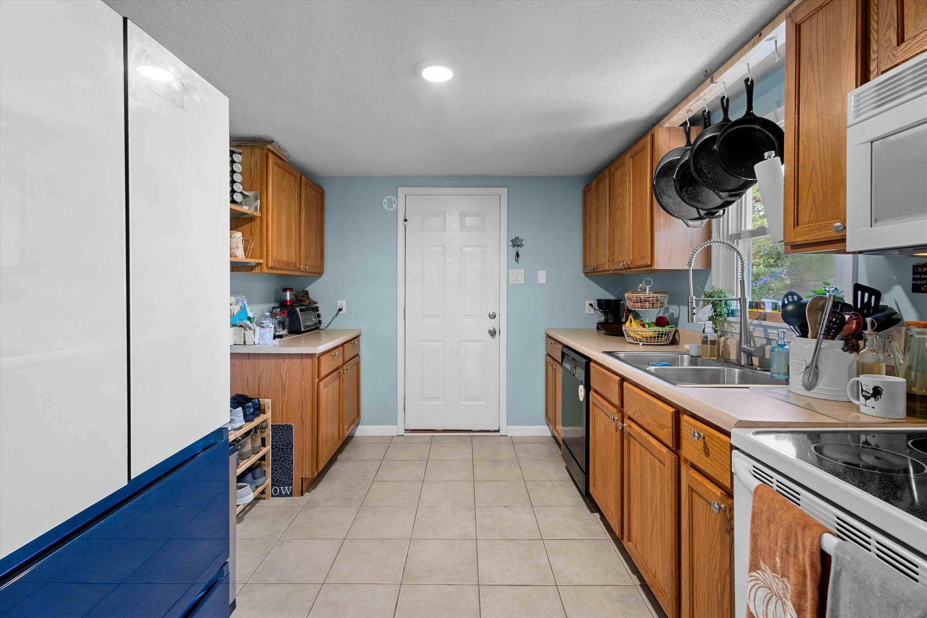 2435 E Alan Cir Property Photo 11
