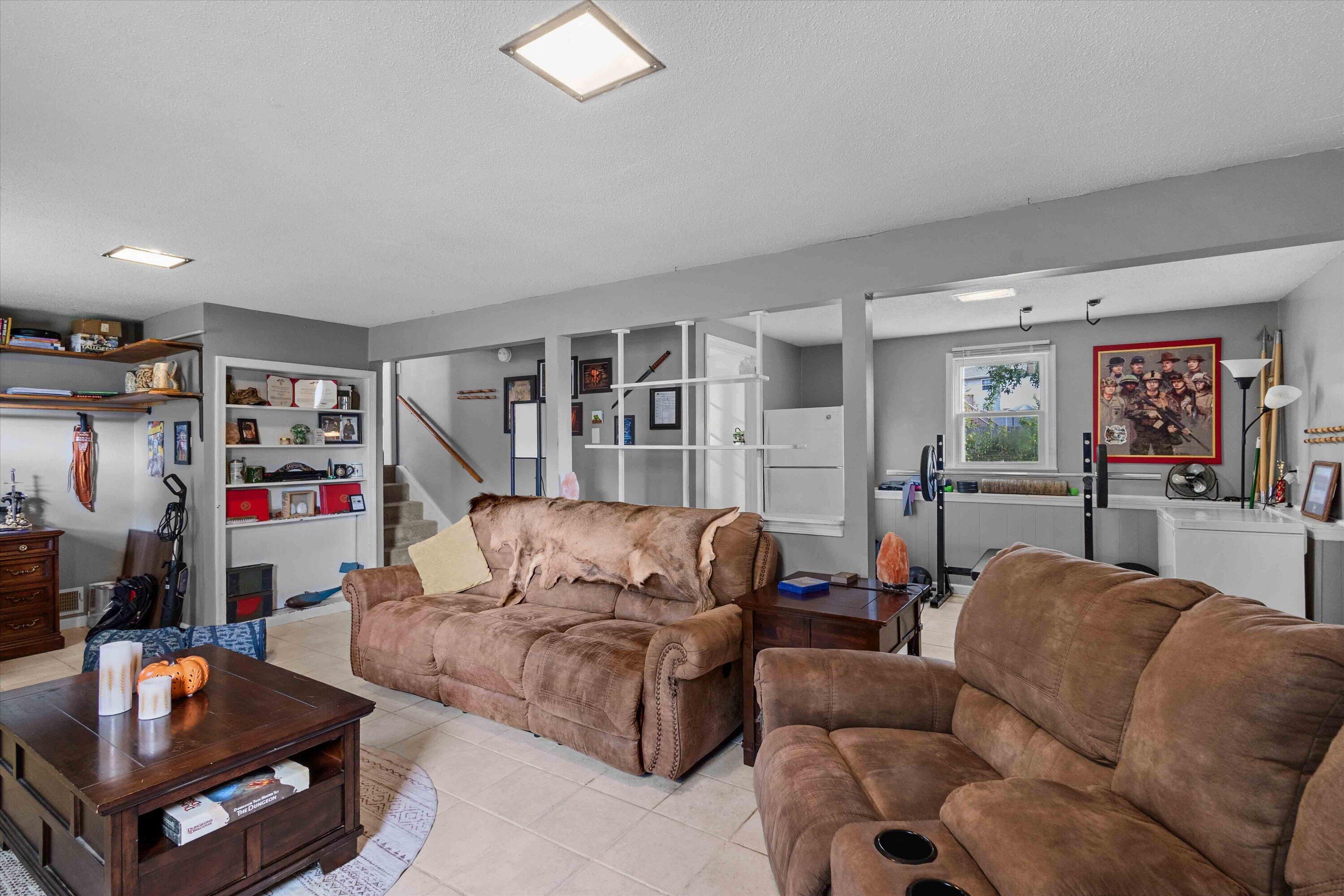 2435 E Alan Cir Property Photo 17