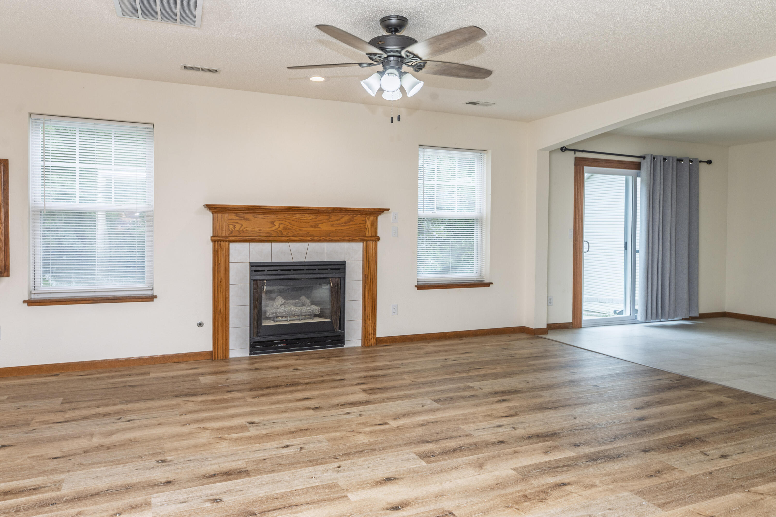 3510 Berkshire Ct Property Photo 6