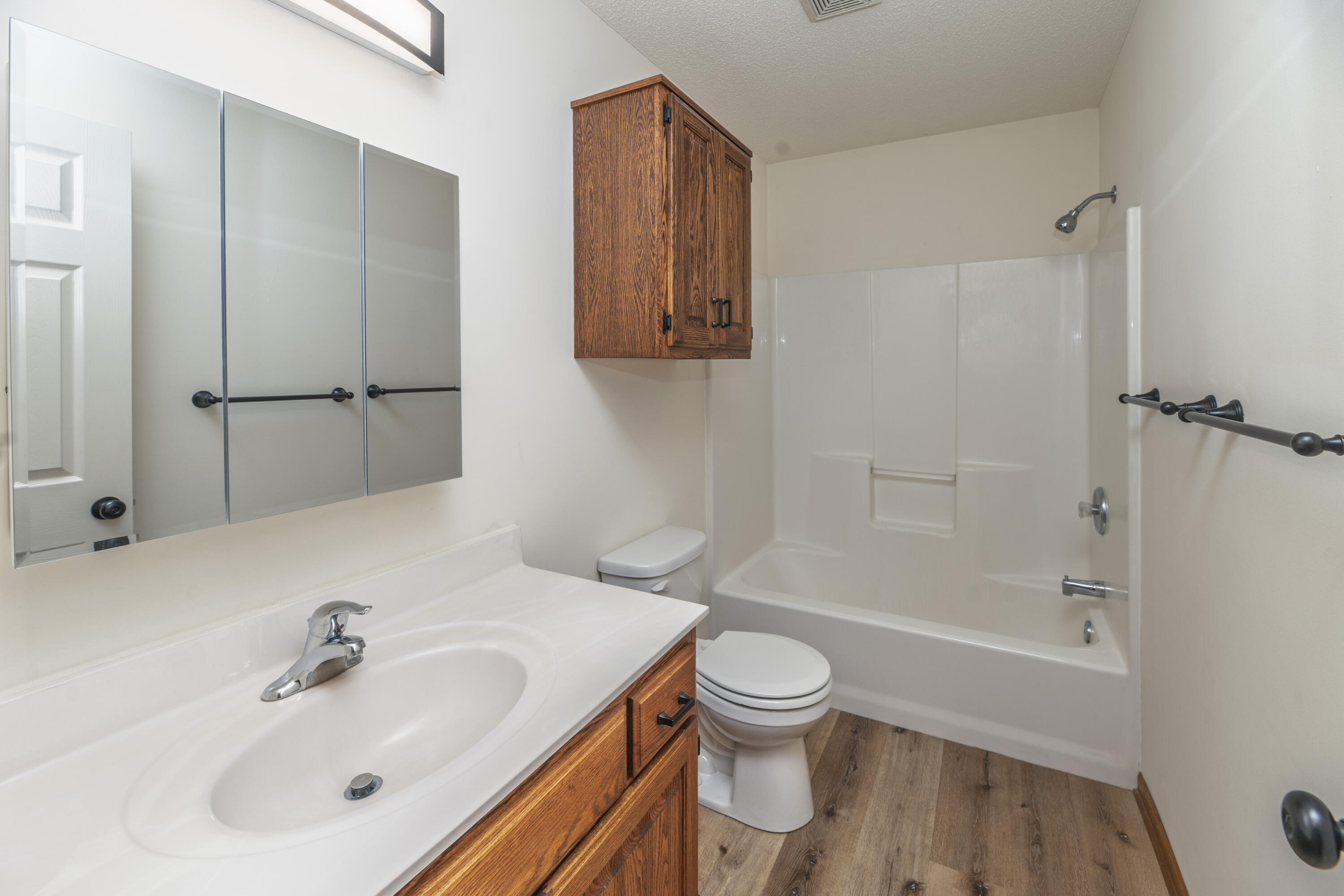 3510 Berkshire Ct Property Photo 18