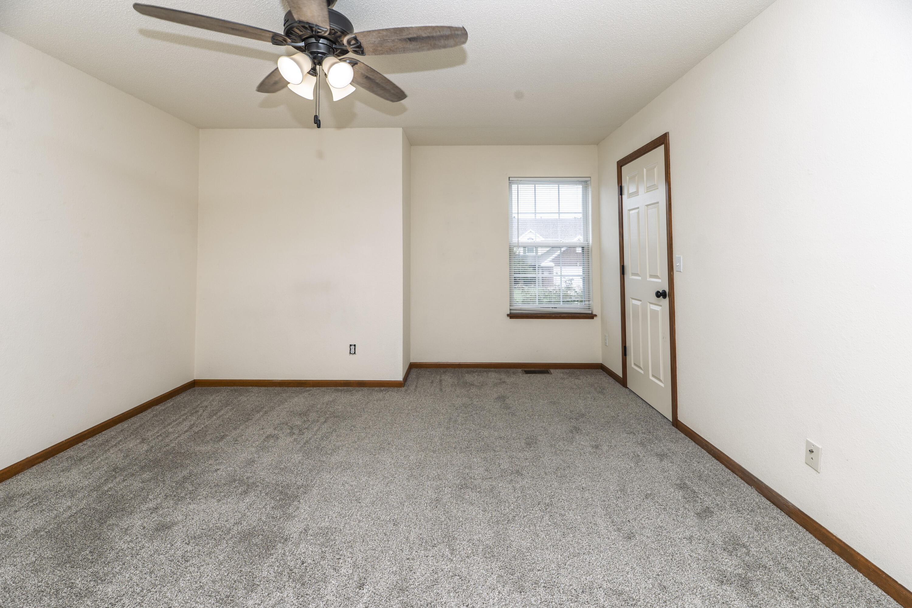 3510 Berkshire Ct Property Photo 20