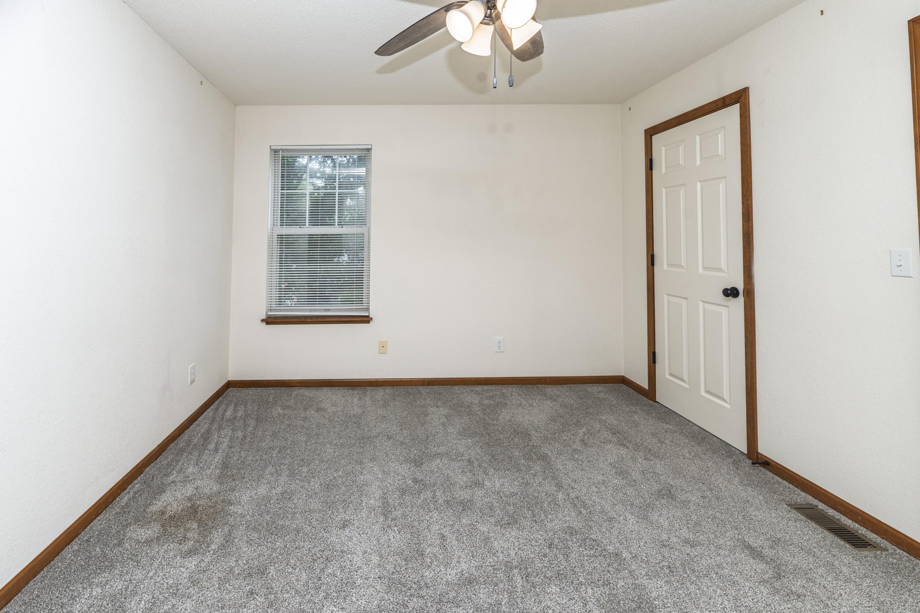 3510 Berkshire Ct Property Photo 23