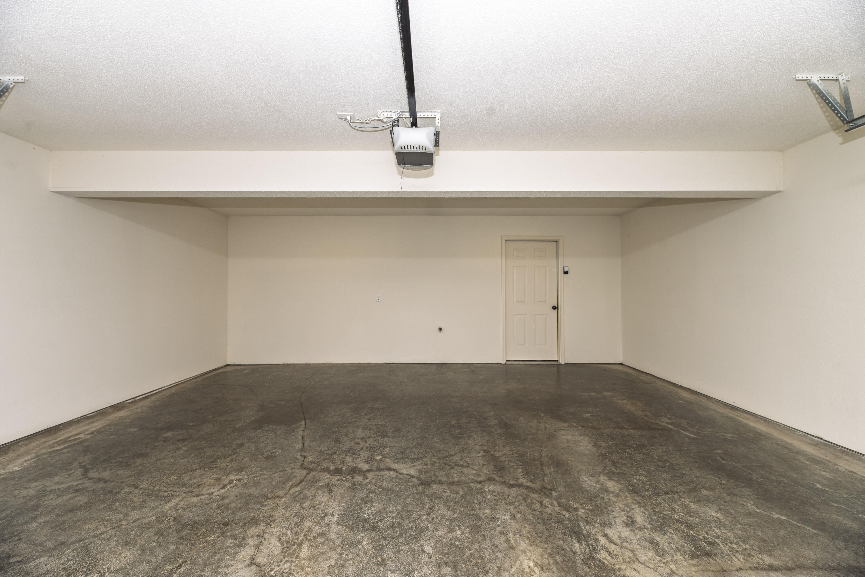 3510 Berkshire Ct Property Photo 37