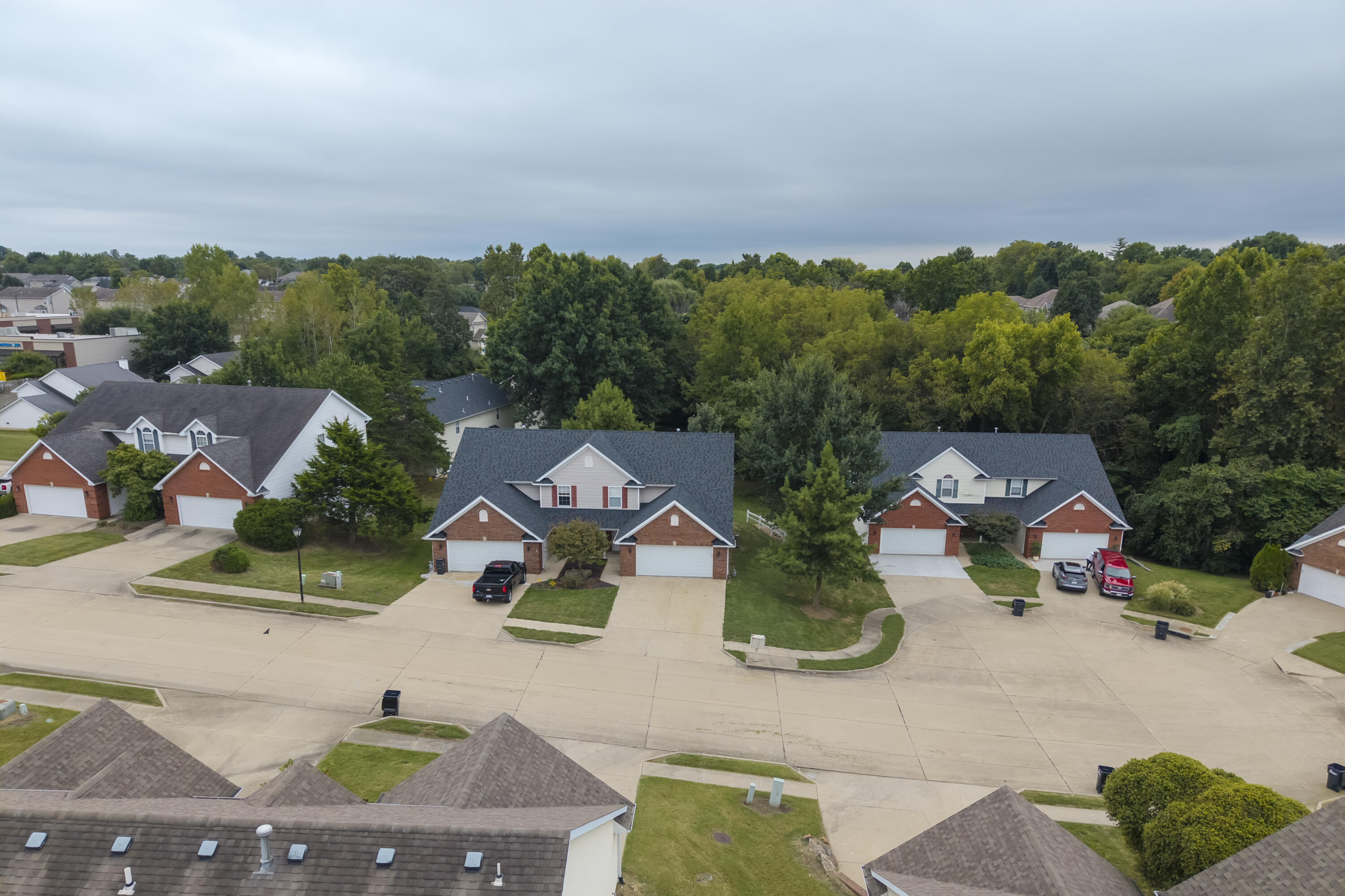 3510 Berkshire Ct Property Photo 42
