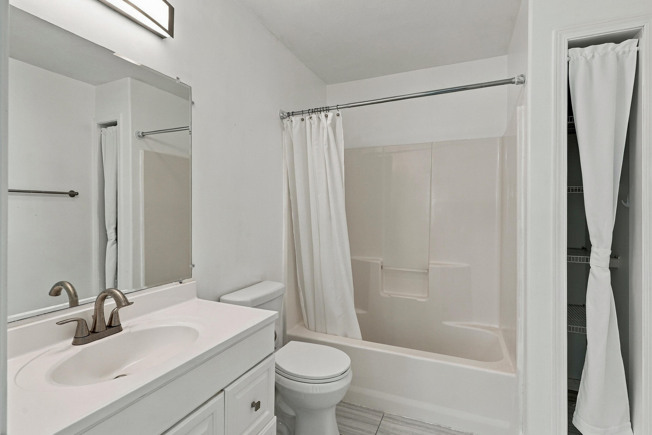 206 Ash St Property Photo 19