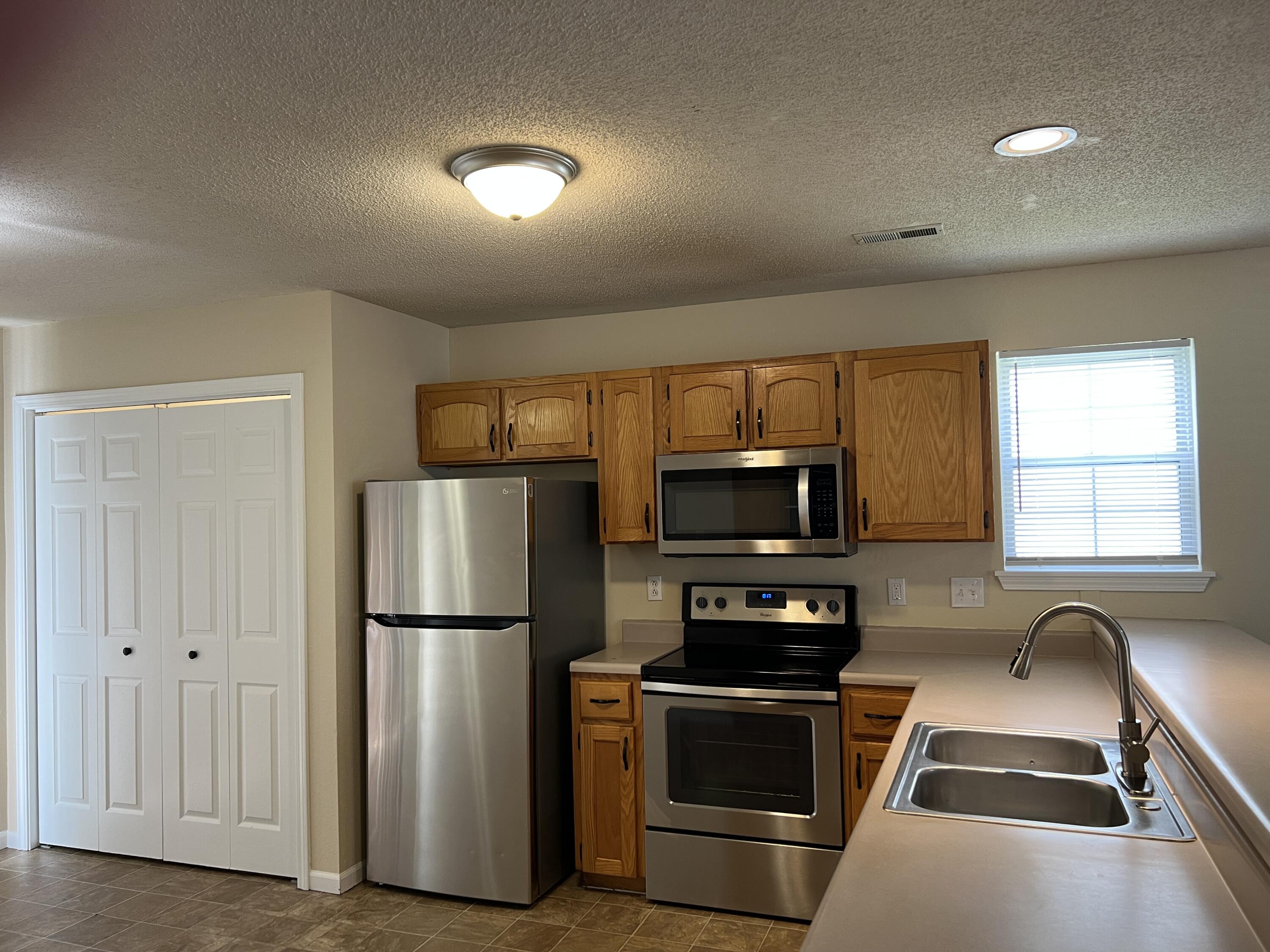302 Nikki Way Property Photo 8