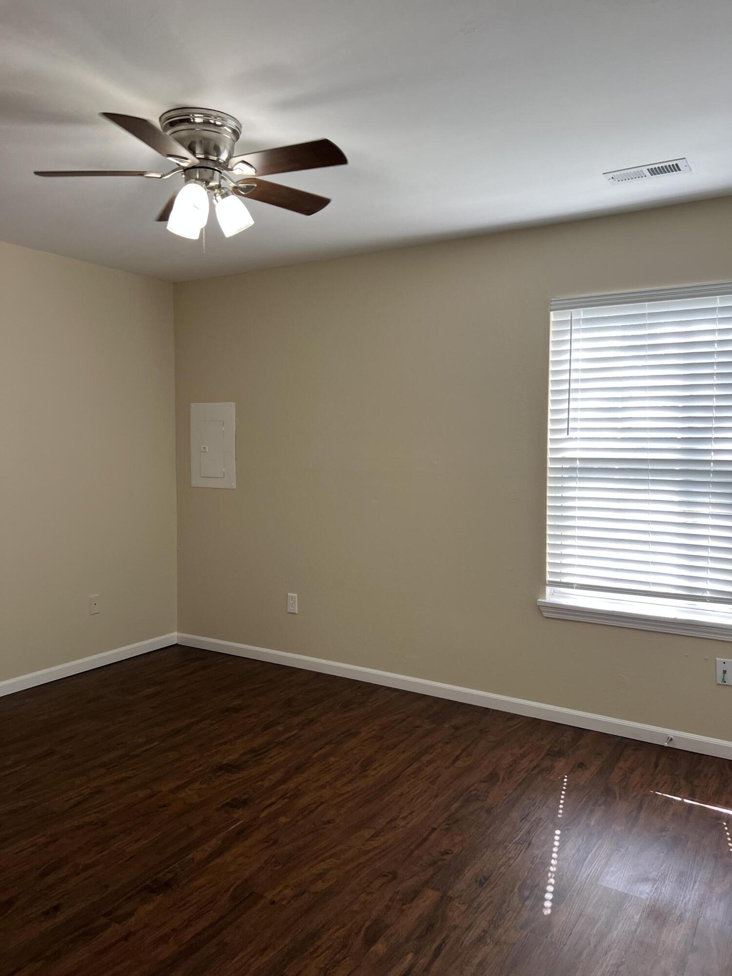 302 Nikki Way Property Photo 14