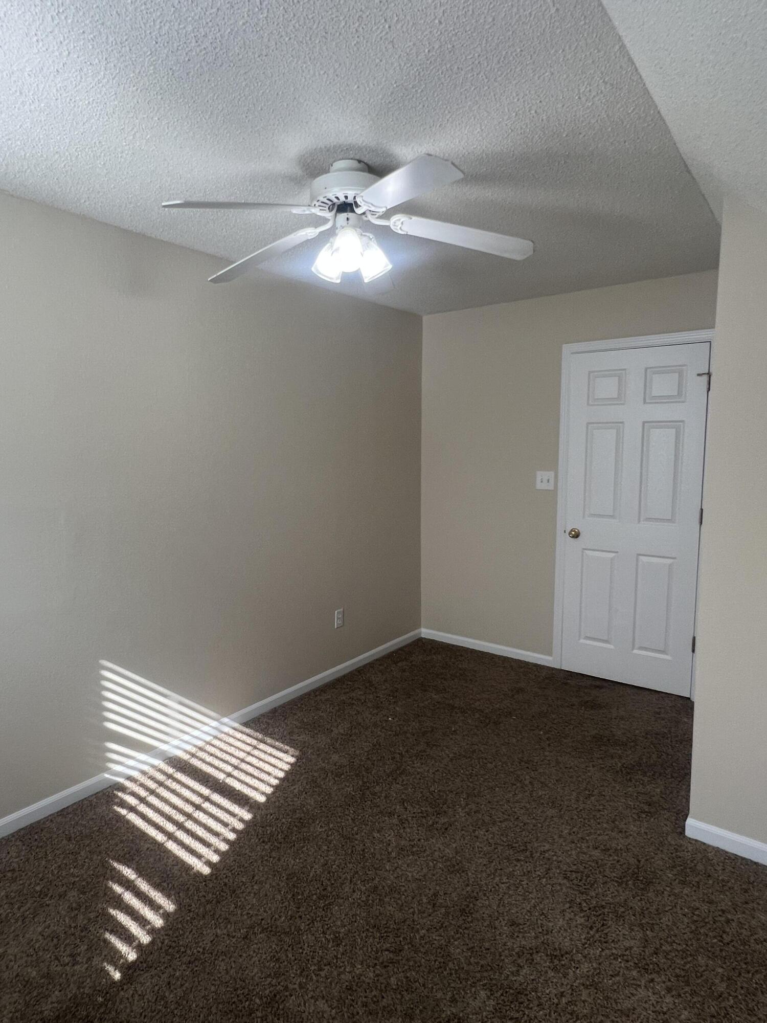 302 Nikki Way Property Photo 20