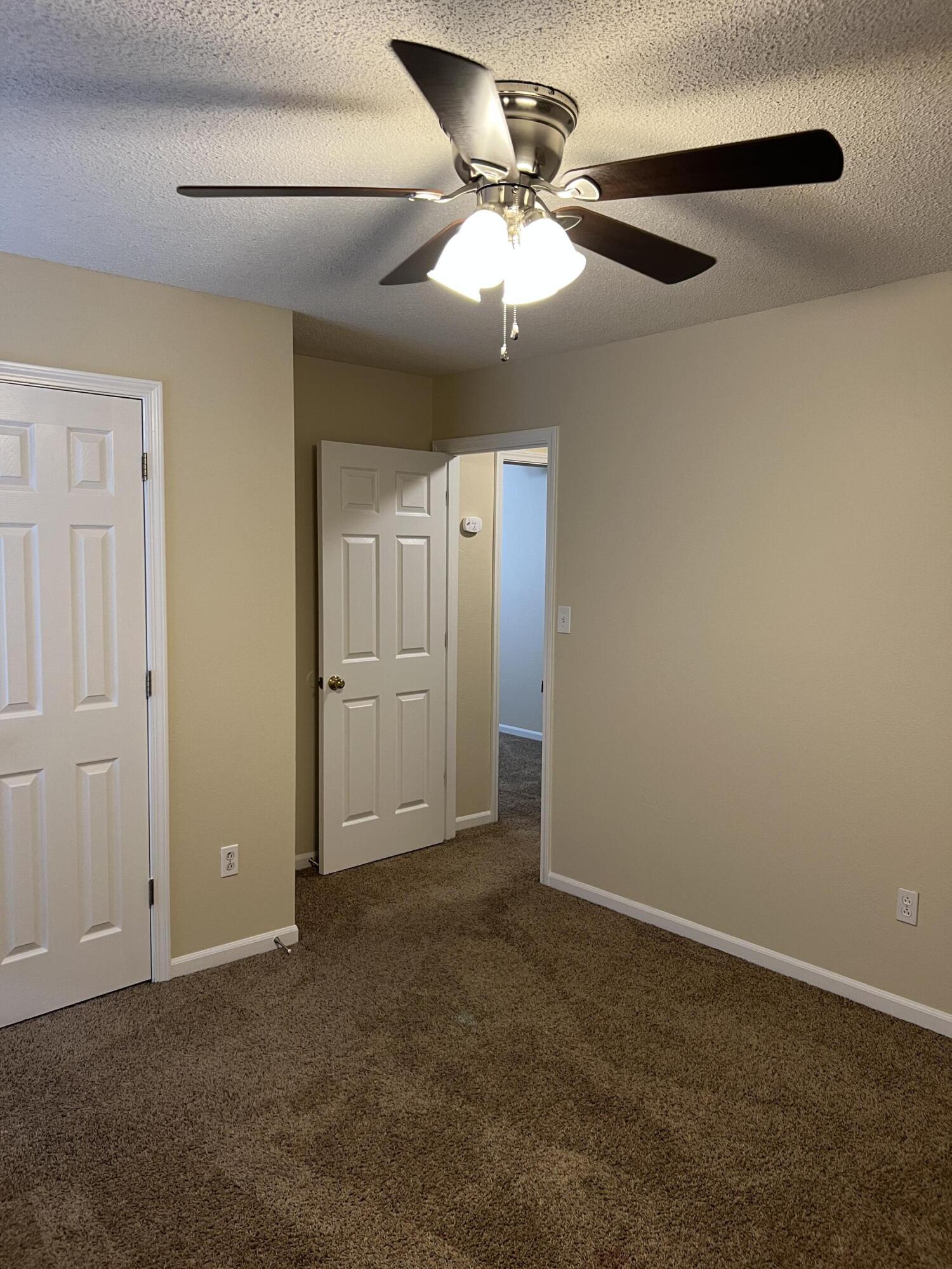 302 Nikki Way Property Photo 28