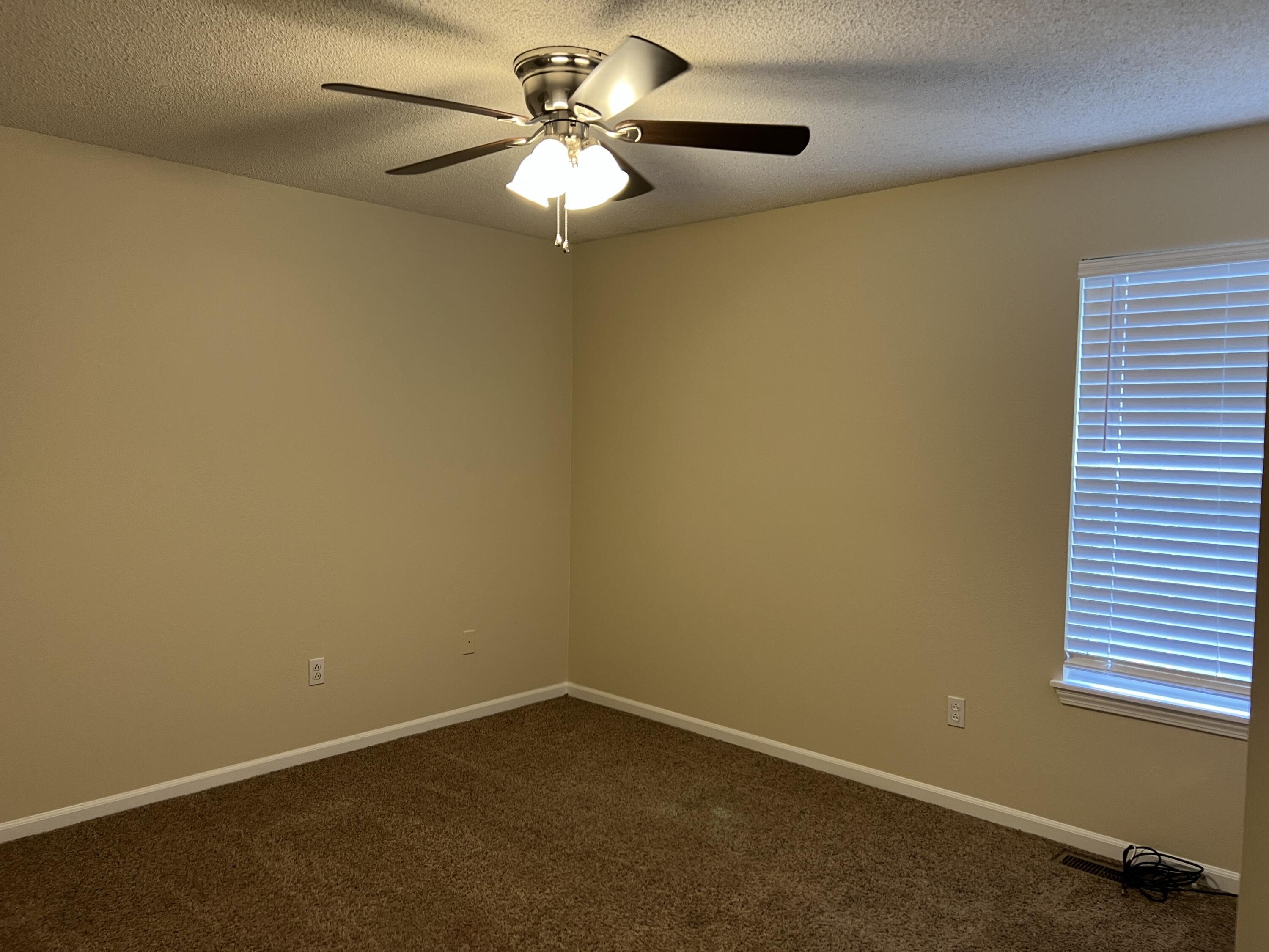 302 Nikki Way Property Photo 31