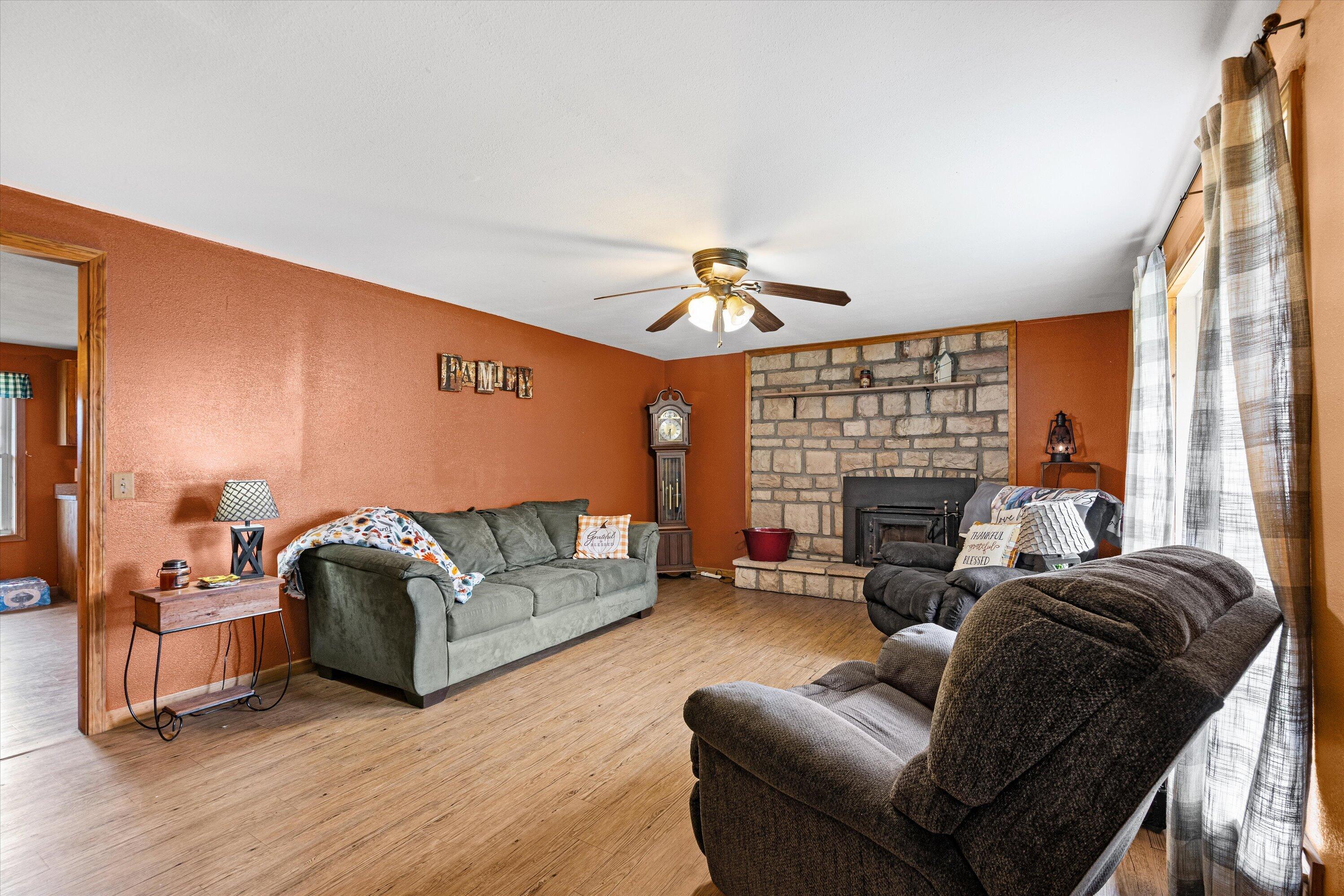 483 Spring Garden Rd Property Photo 5