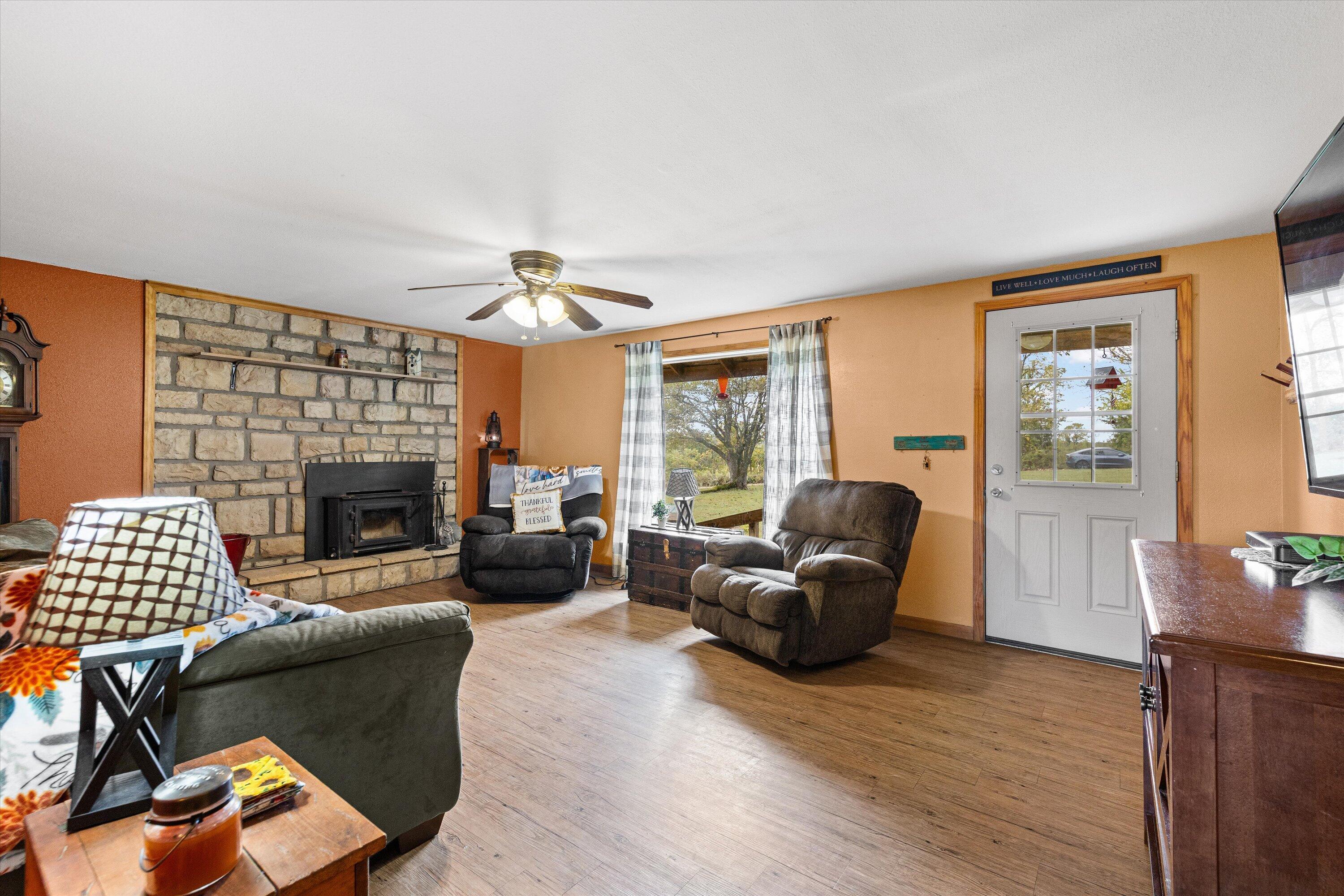 483 Spring Garden Rd Property Photo 6