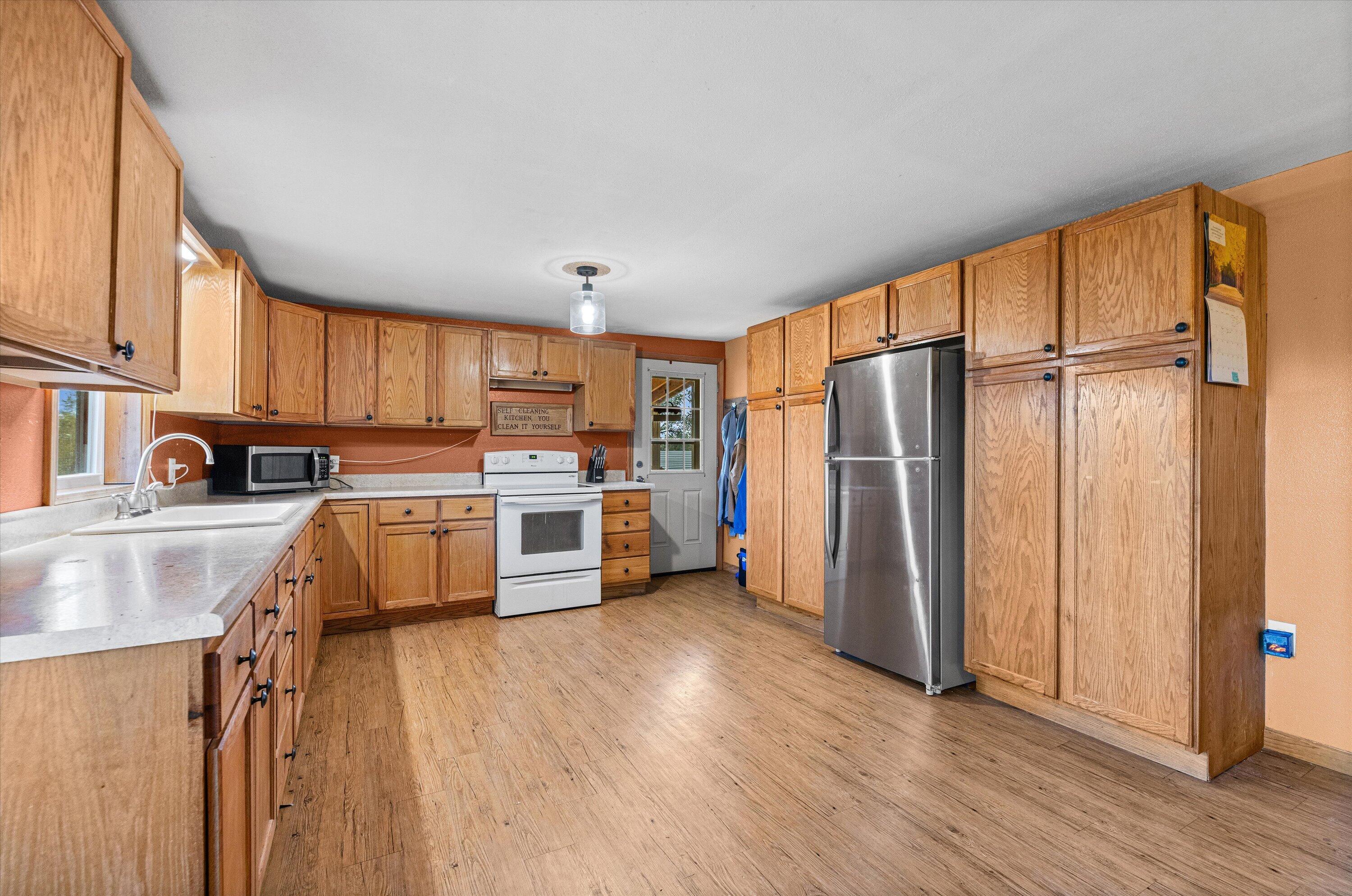 483 Spring Garden Rd Property Photo 12
