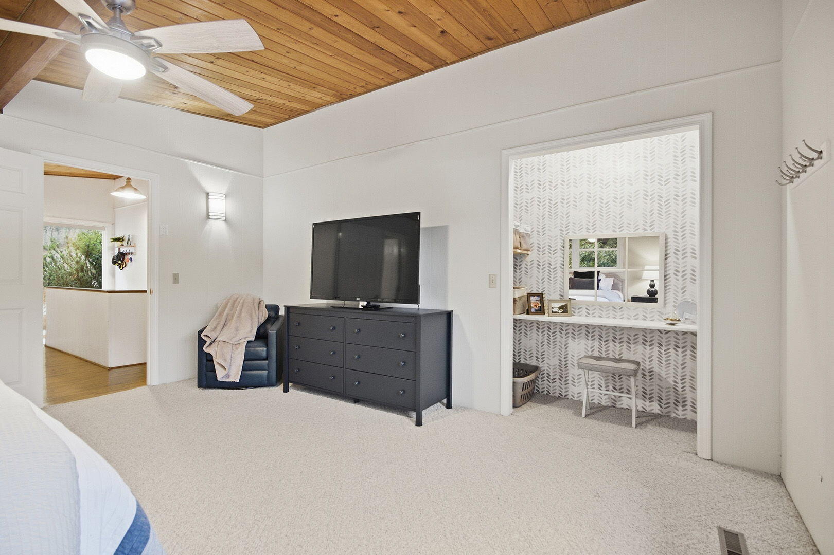 141 Gemstone Cir Property Photo 15