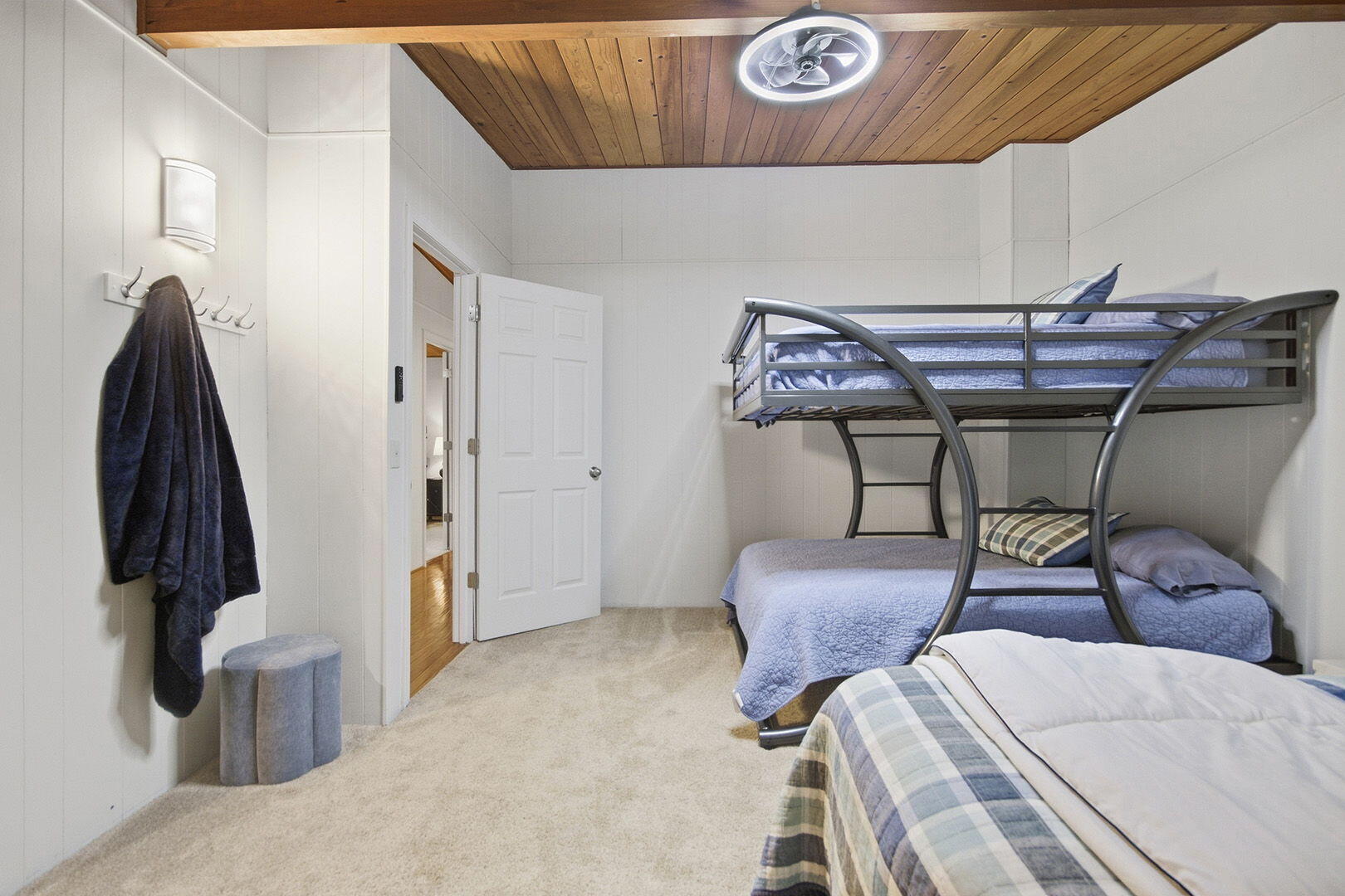 141 Gemstone Cir Property Photo 27