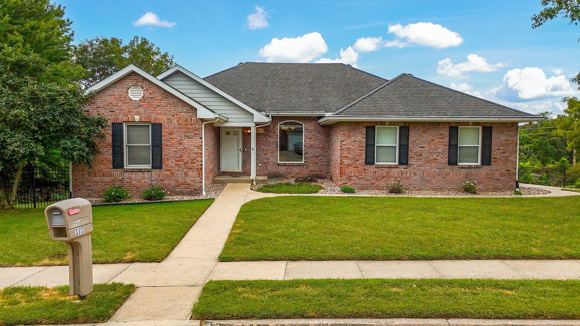 3317 Appalachian Dr Property Photo 1