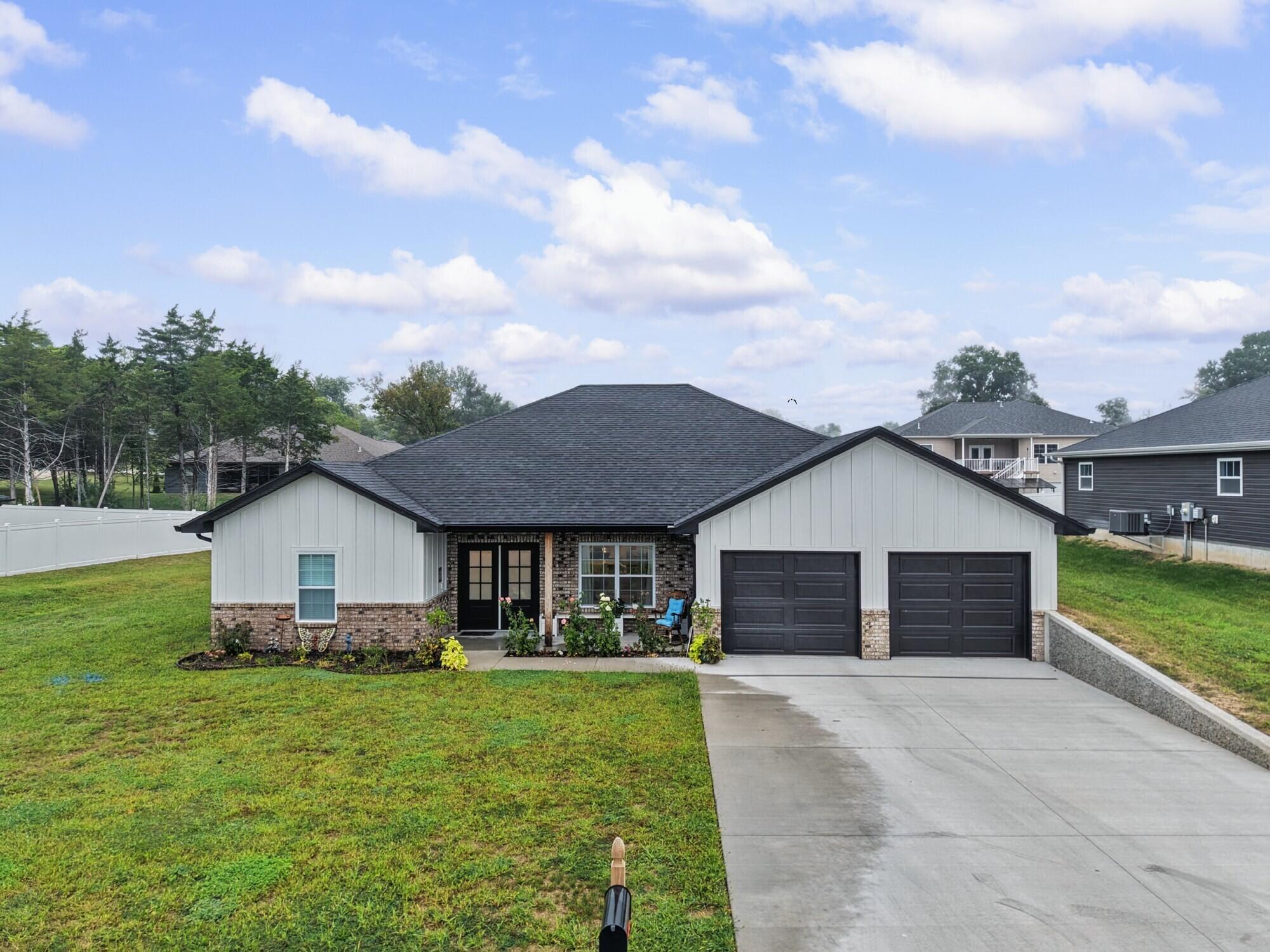 5514 Thornridge Dr Property Photo 1