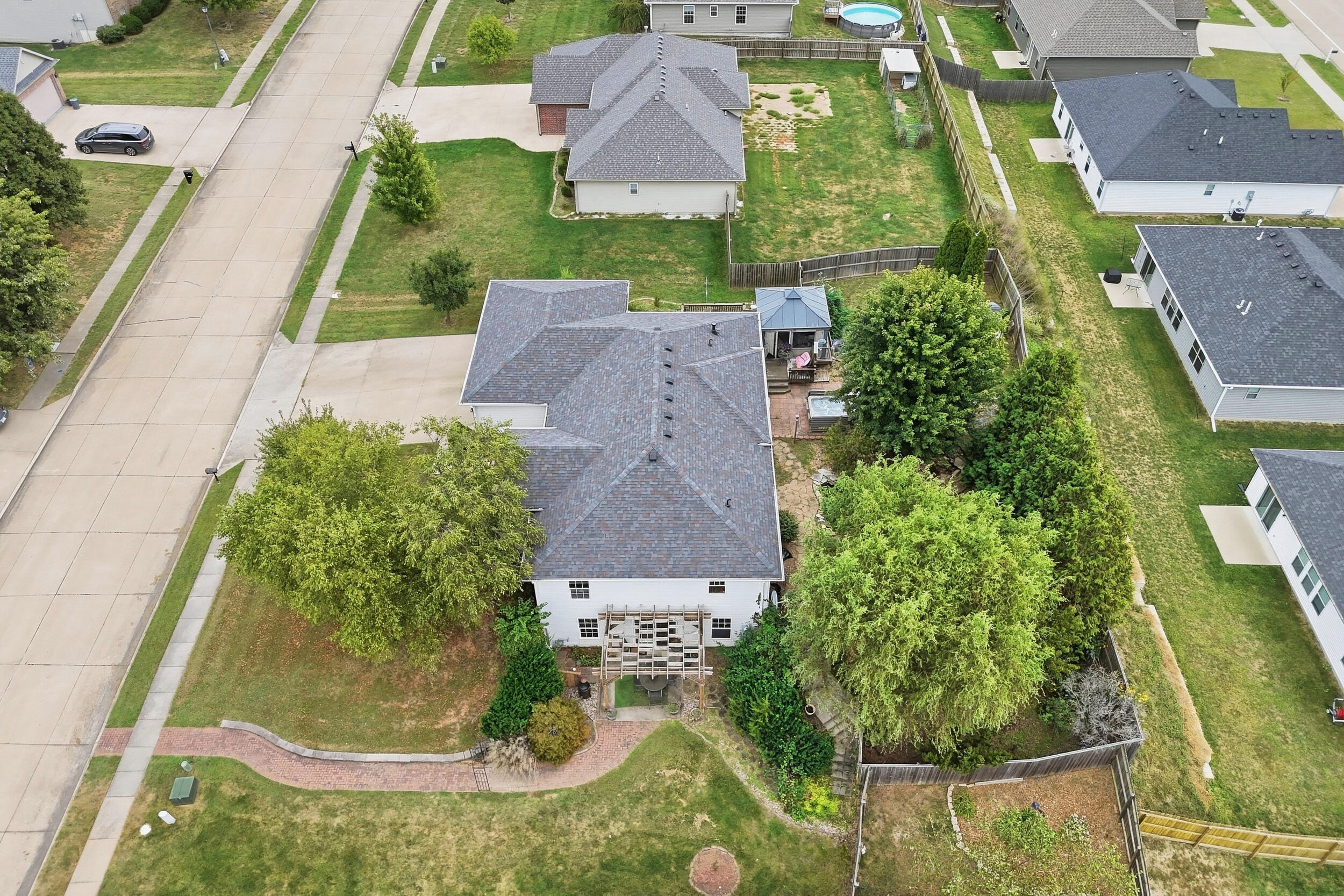 5704 Redwing Dr Property Photo 52