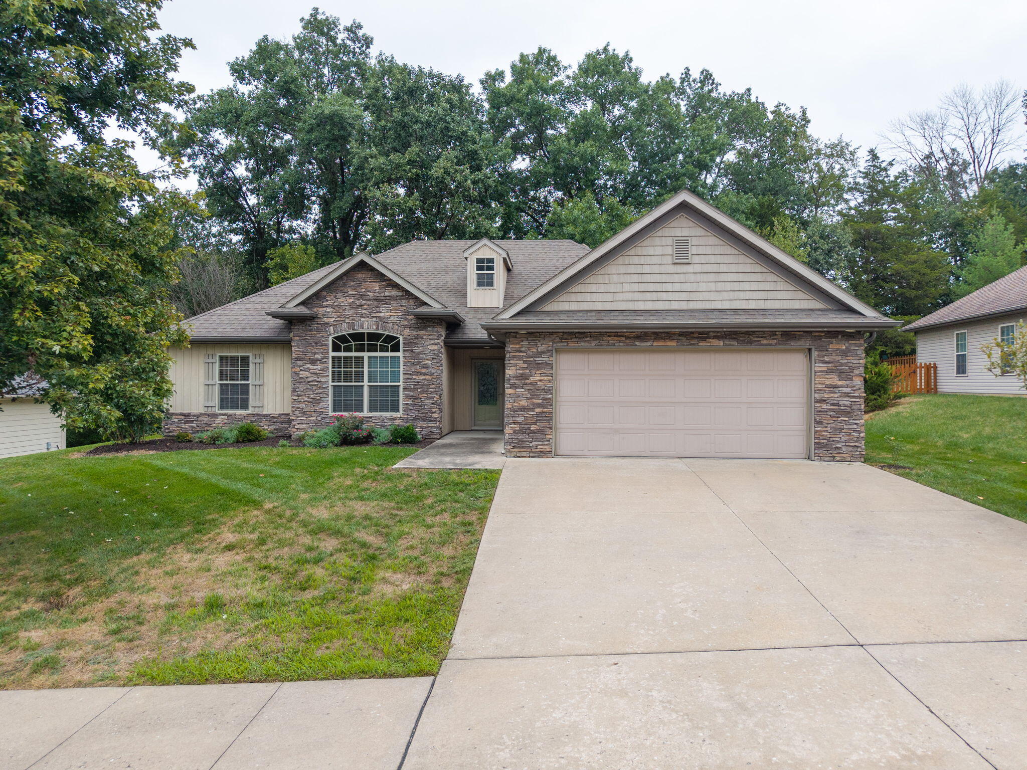 3507 Crabapple Ln Property Photo 1