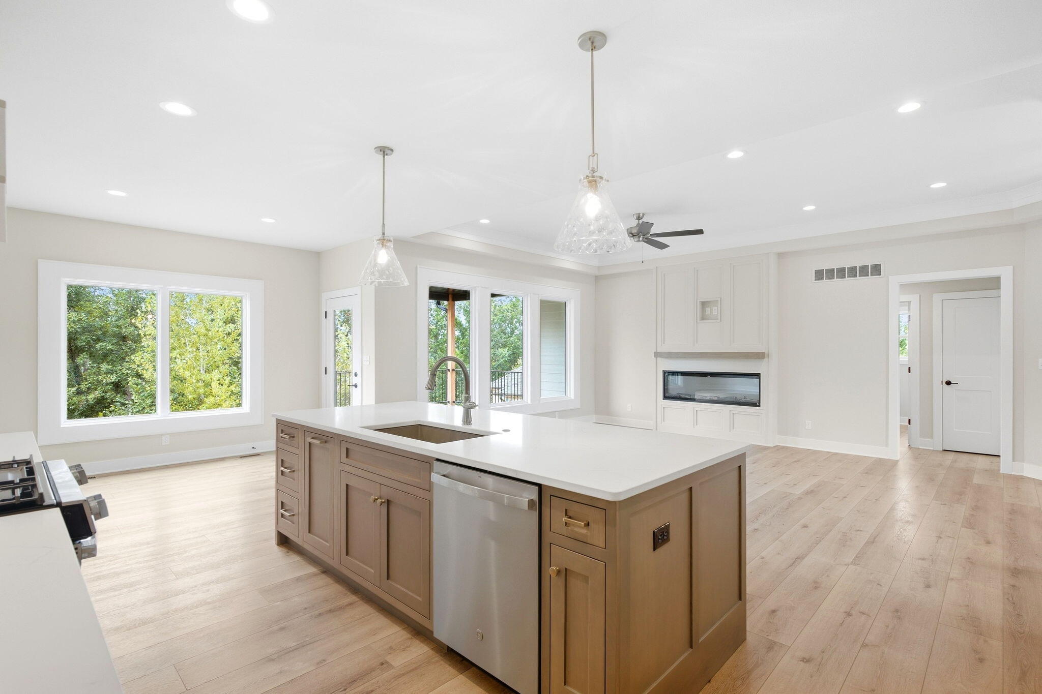 409 Angels Rest Way Property Photo 11