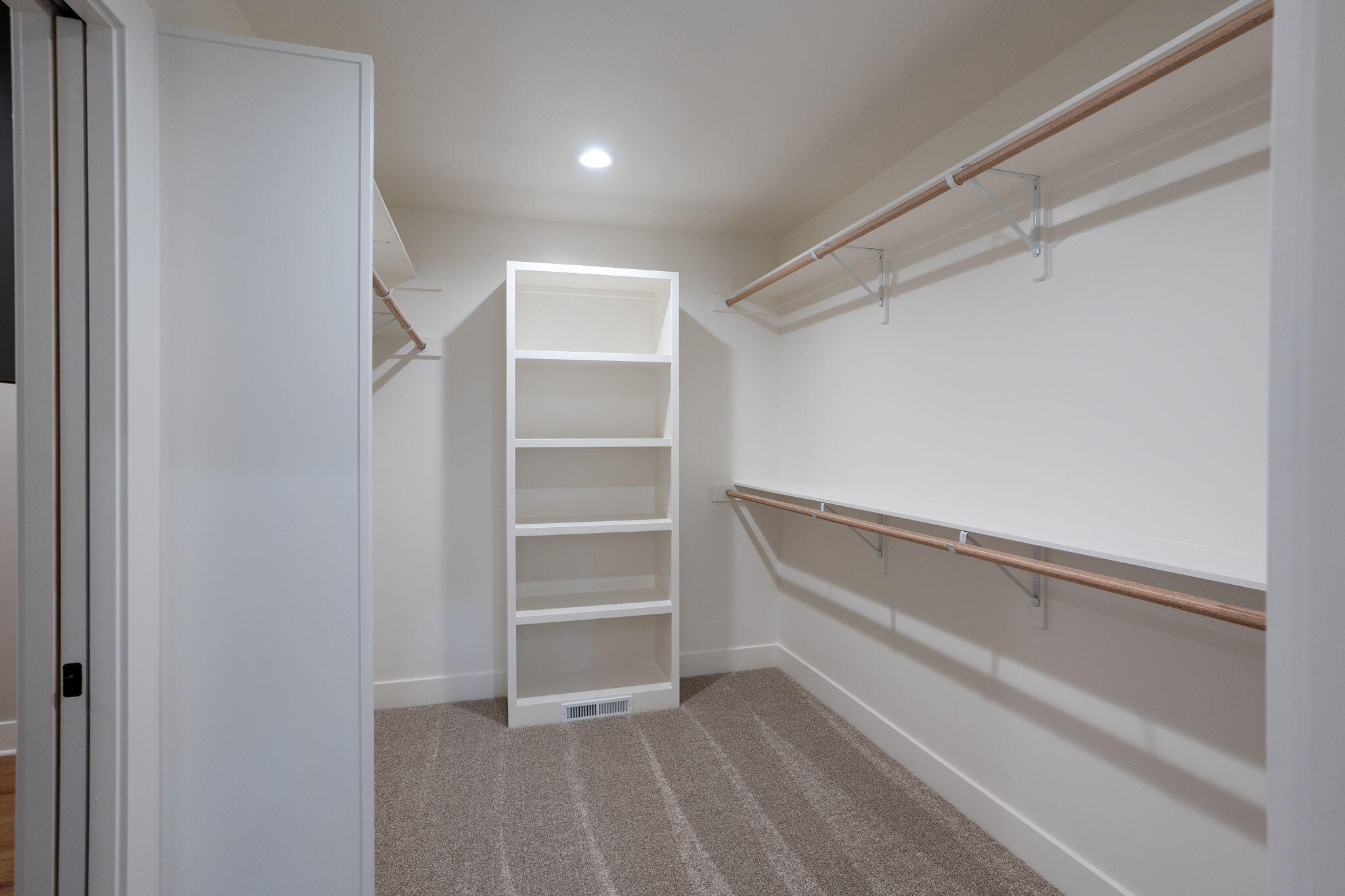 409 Angels Rest Way Property Photo 22