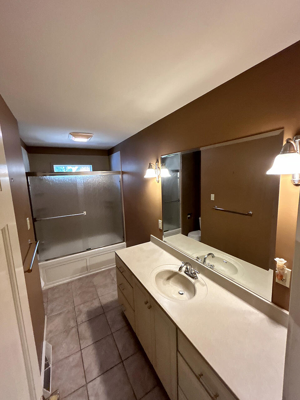 1502 N Mapleview Dr Property Photo 23