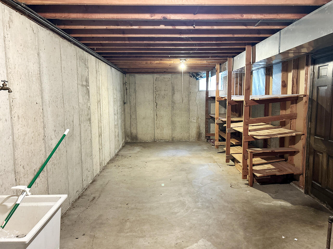1502 N Mapleview Dr Property Photo 28