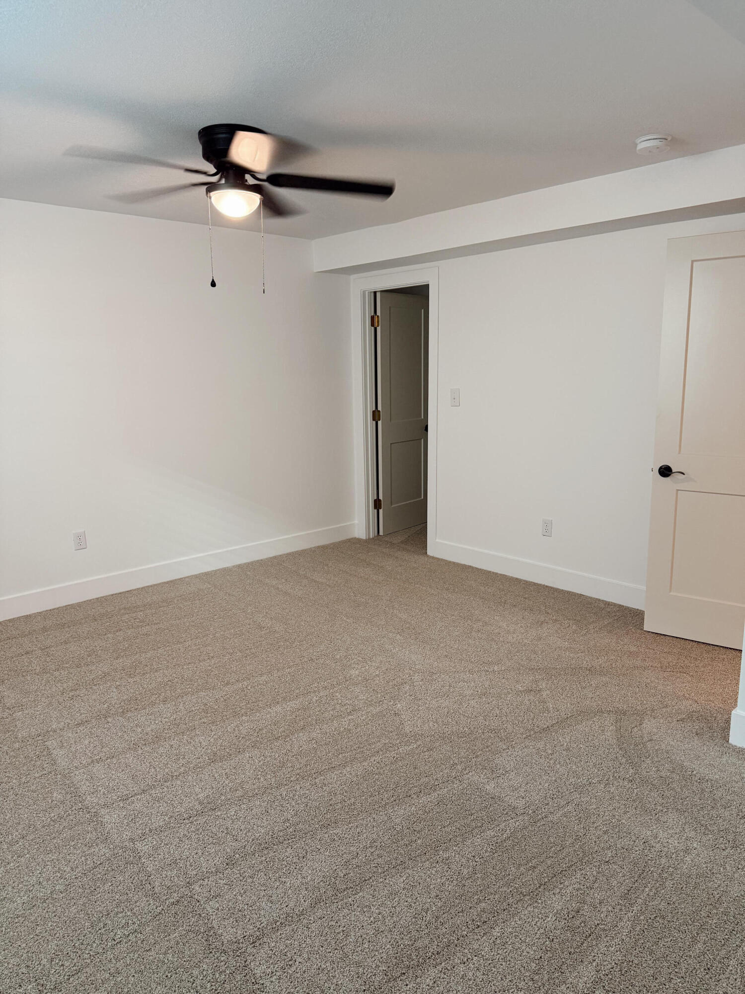 1800 Iris Dr Property Photo 10