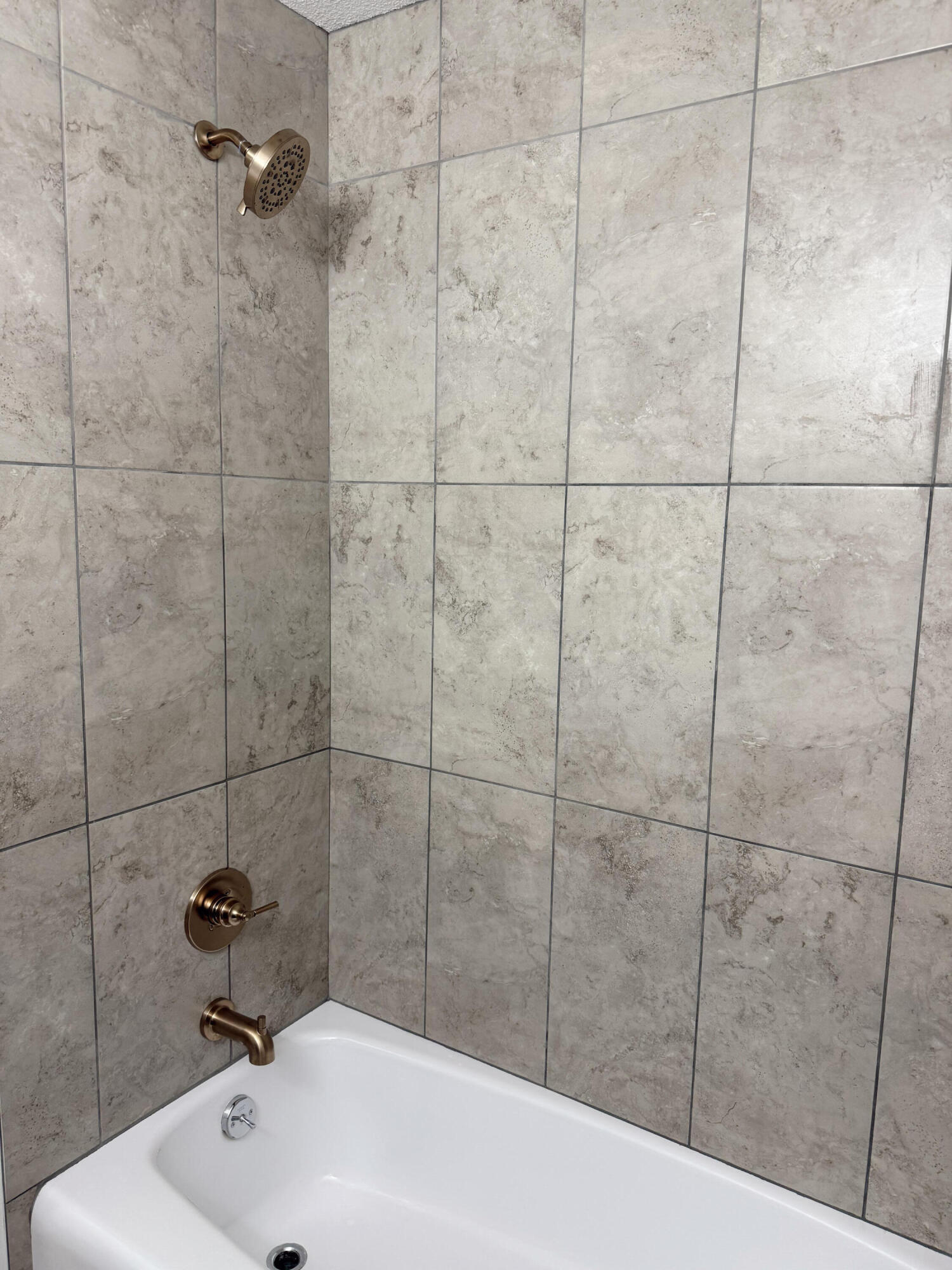 1800 Iris Dr Property Photo 20