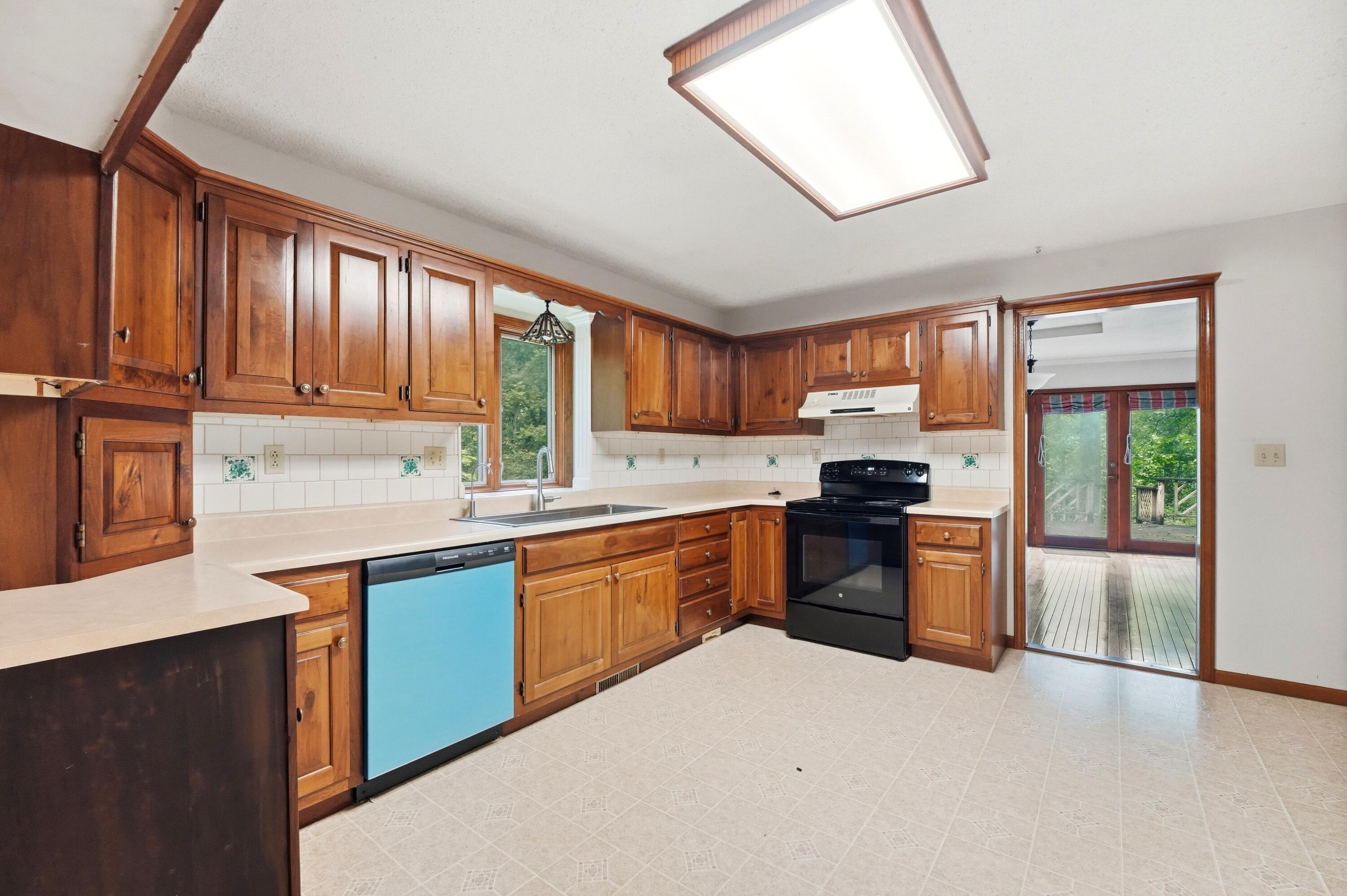 6701 N Bell Rd Property Photo 10