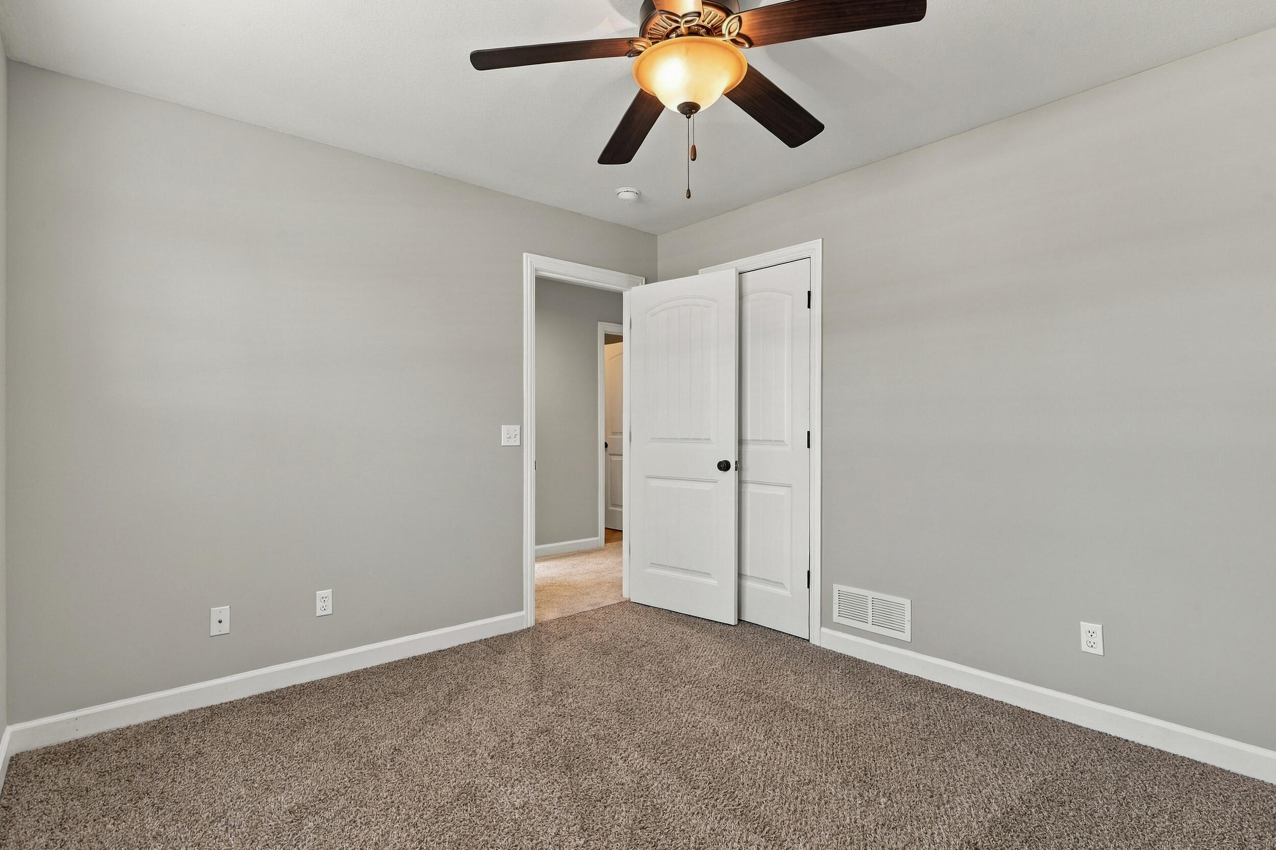 2603 Iron Gate Dr Property Photo 34