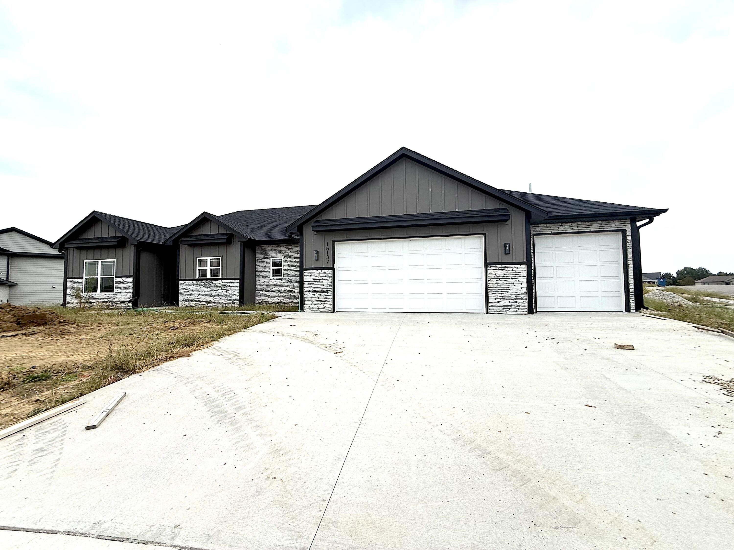 15137 DENALI DR Property Photo 1