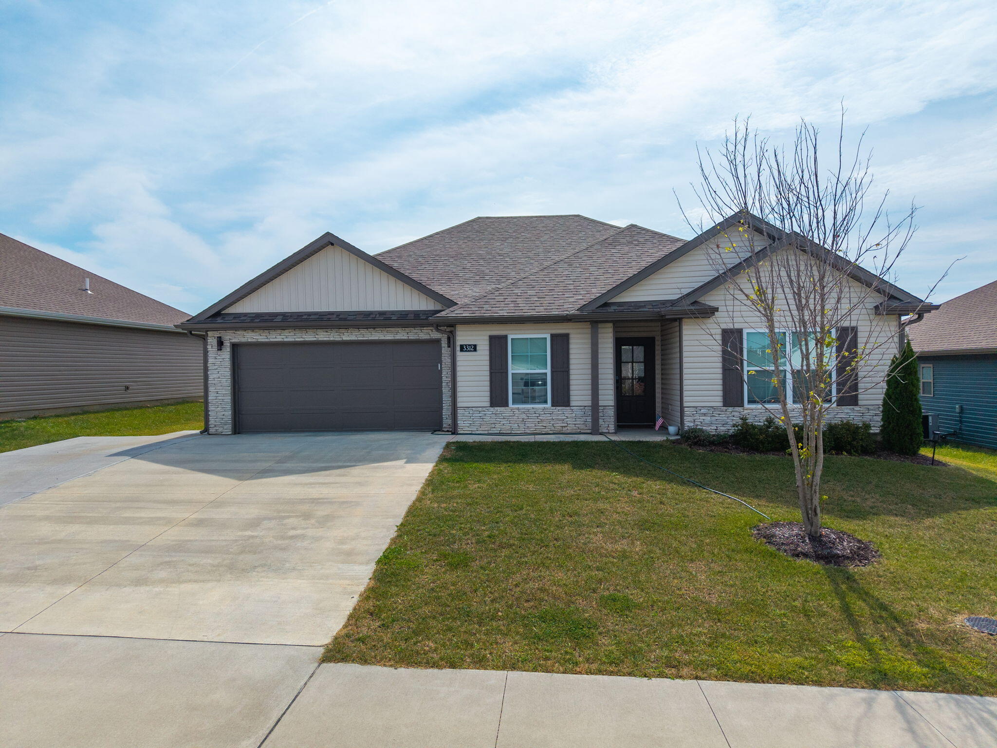 3312 Naples Dr Property Photo 1