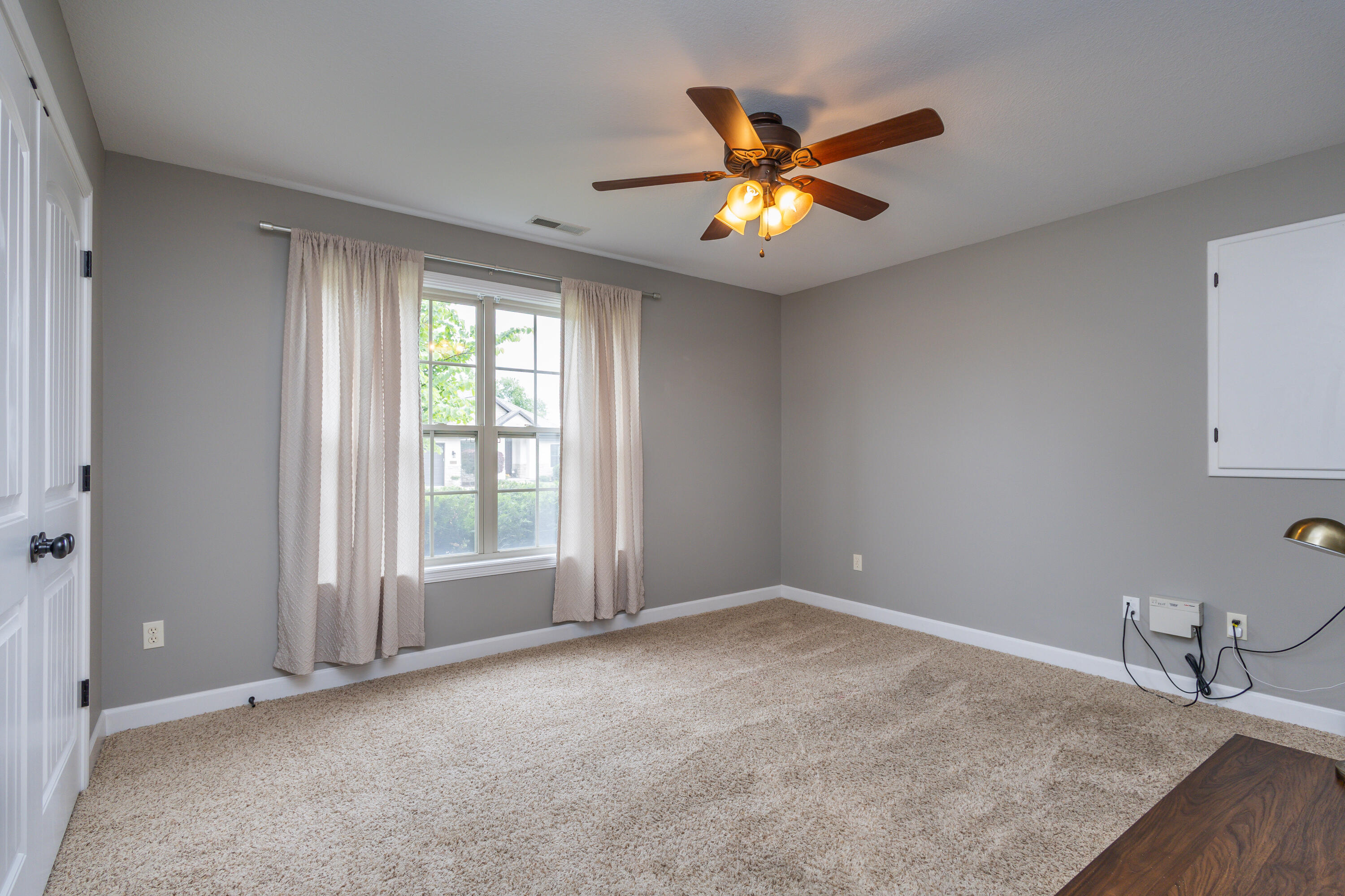 4004 Eagle View Ct Property Photo 26