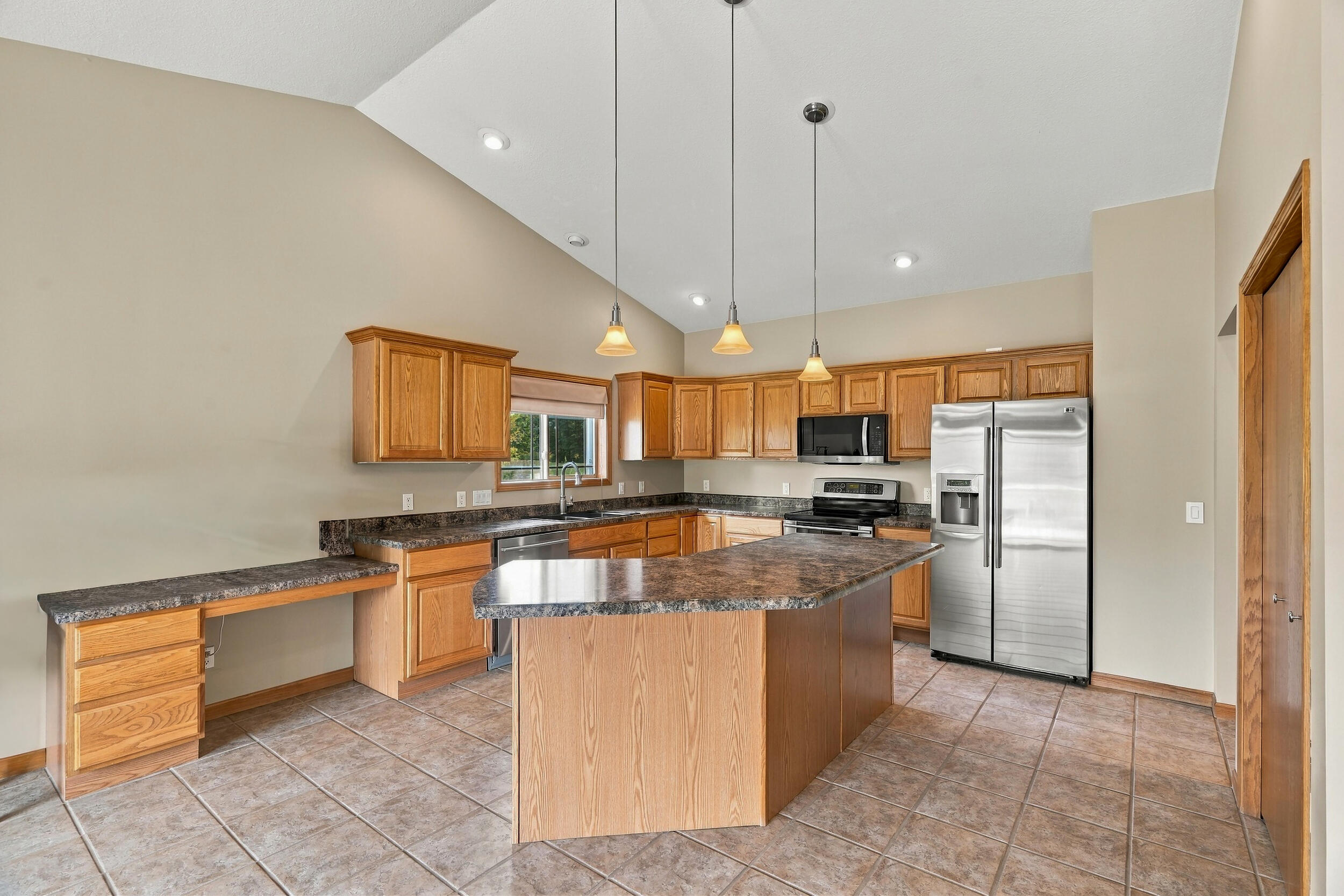 9325 E St Charles Rd Property Photo 10