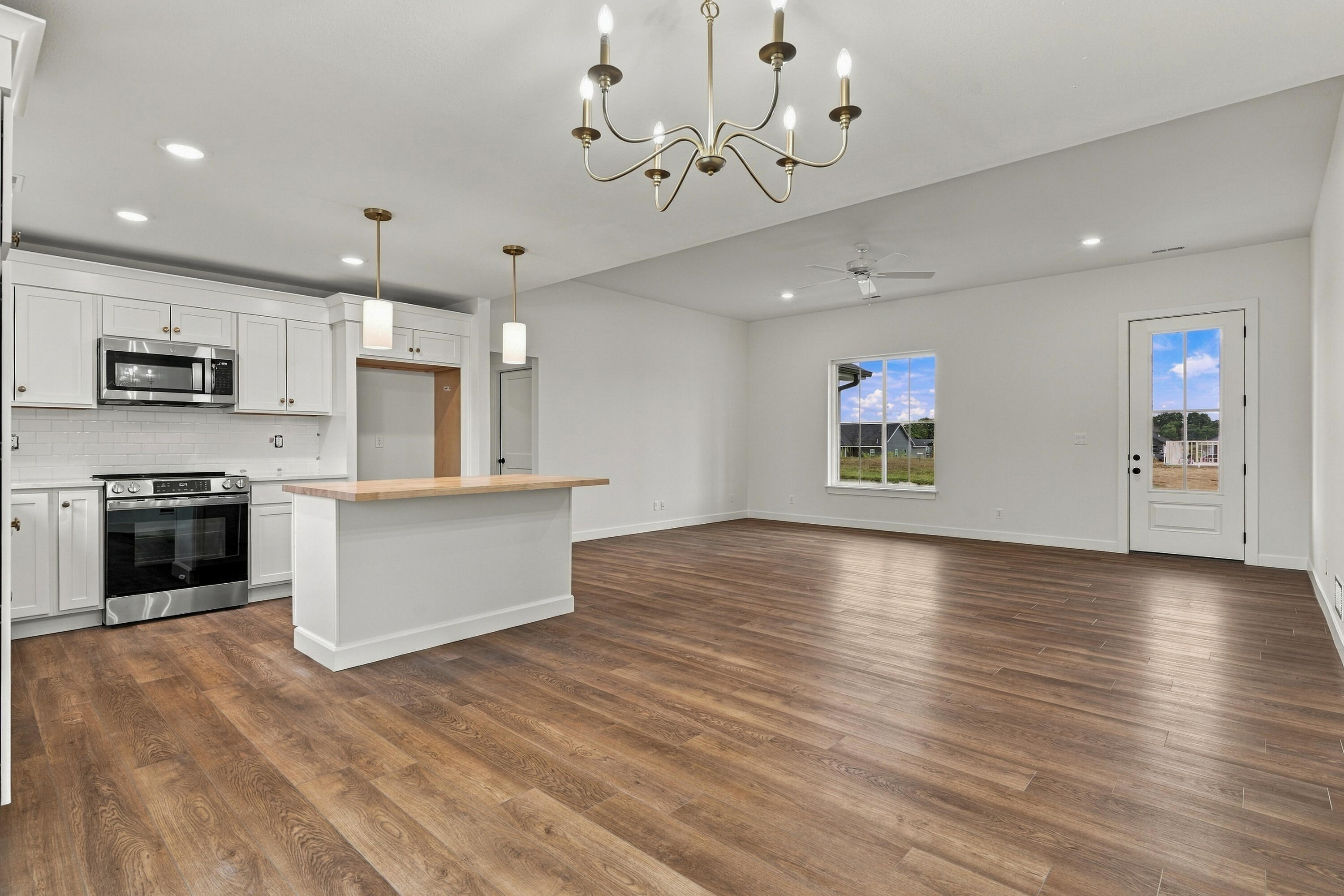 6012 Kestrel Property Photo 12