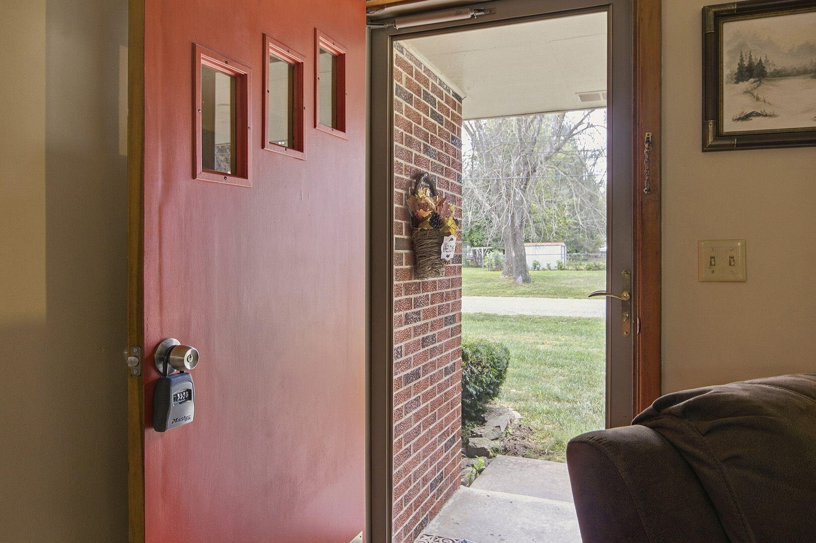 104 N Elm St Property Photo 4